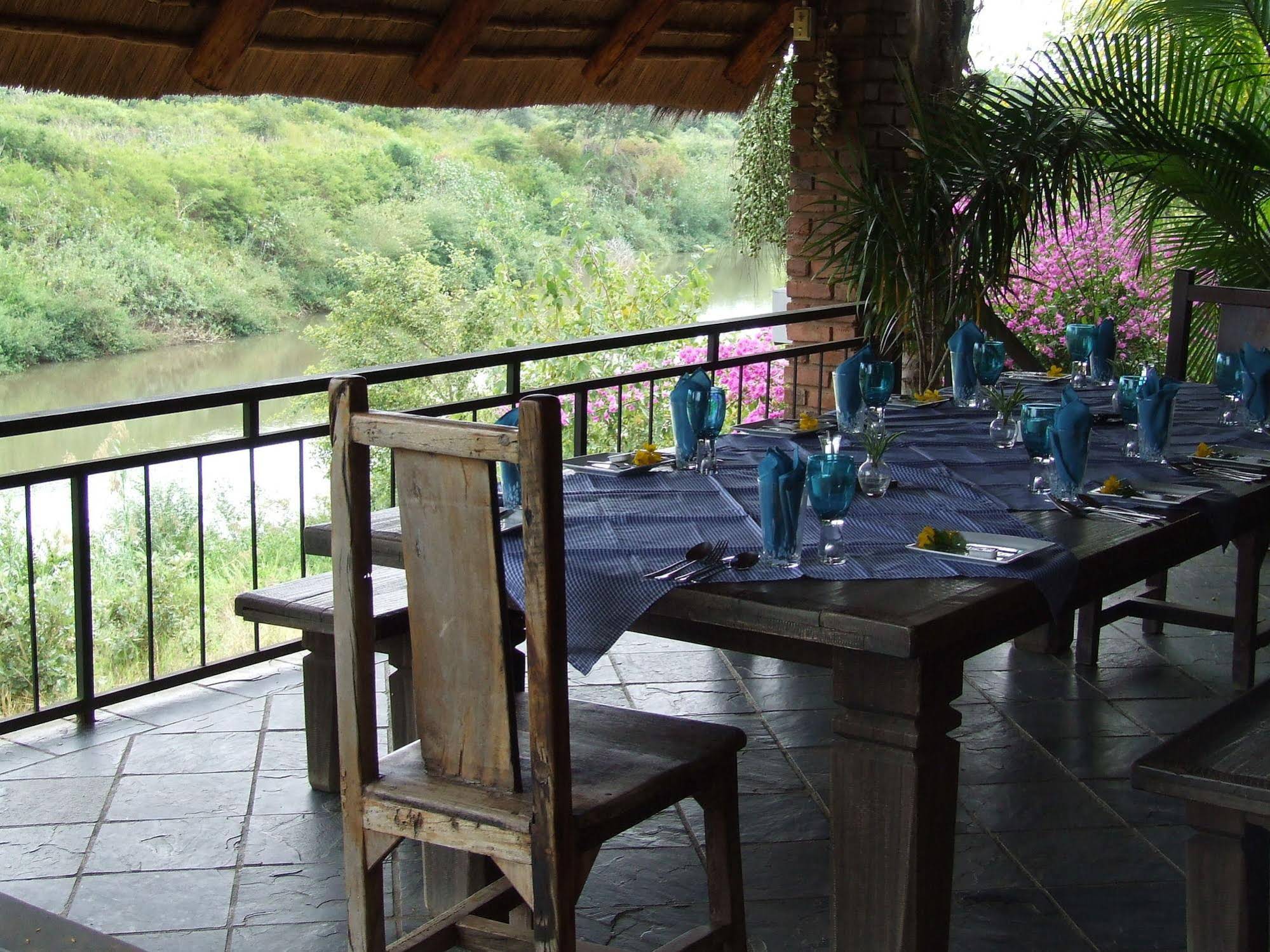 Lukafrica Riverside Chalets