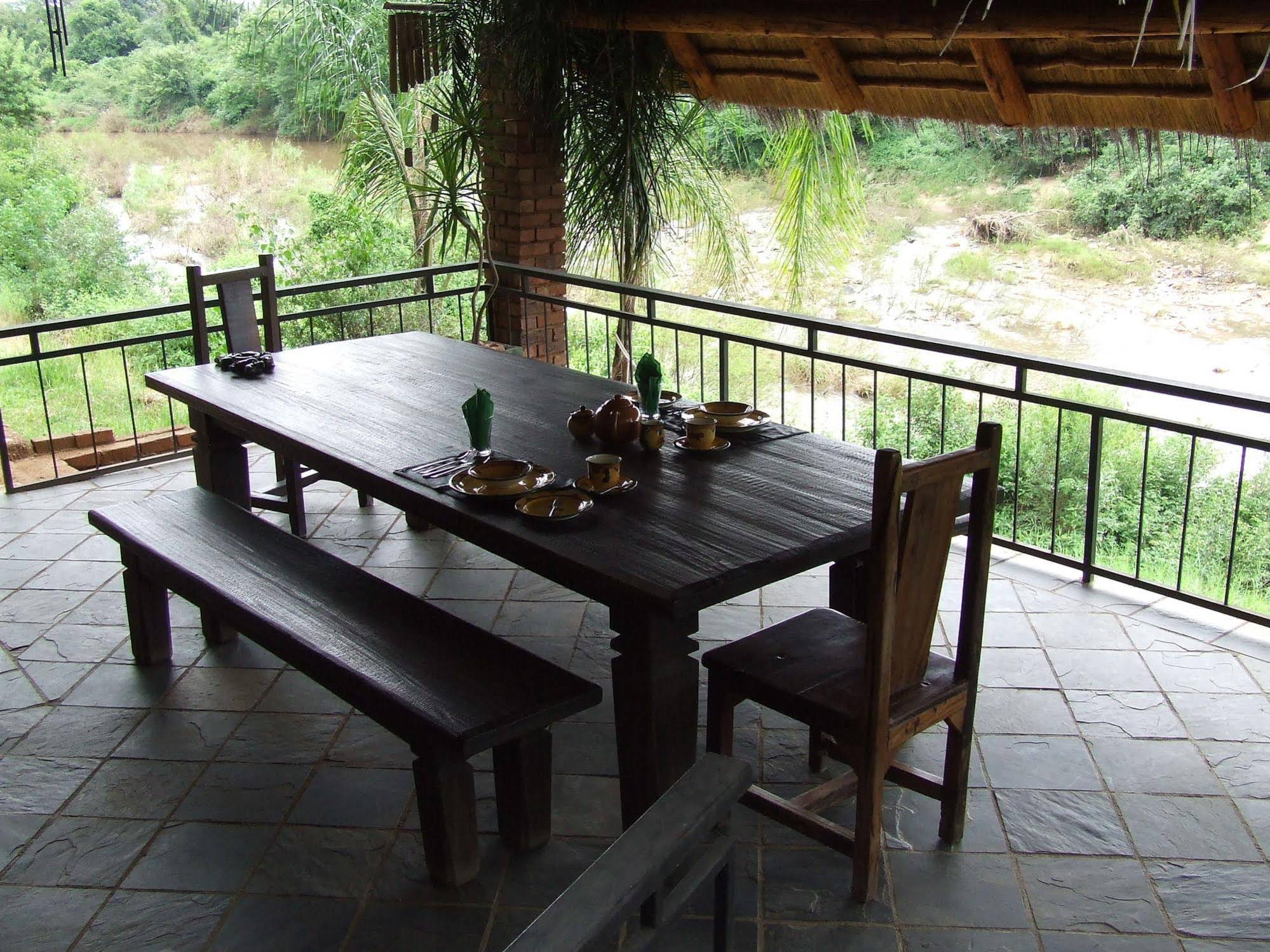Lukafrica Riverside Chalets