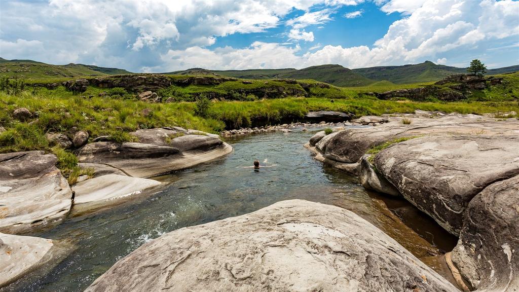 Gooderson Drakensberg Gardens Golf & Spa Resort