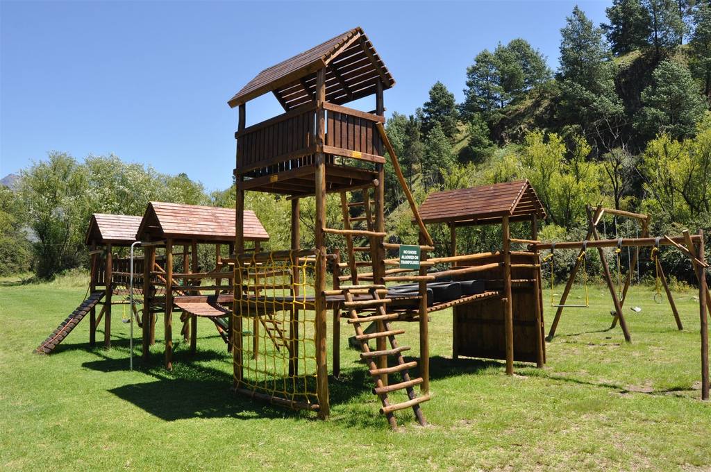Gooderson Drakensberg Gardens Golf & Spa Resort