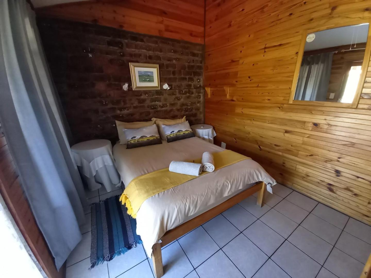 Eagle Falls Country Lodge