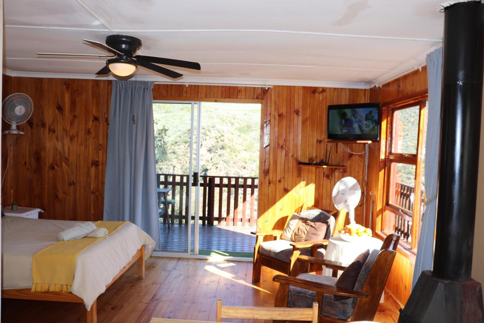 Eagle Falls Country Lodge