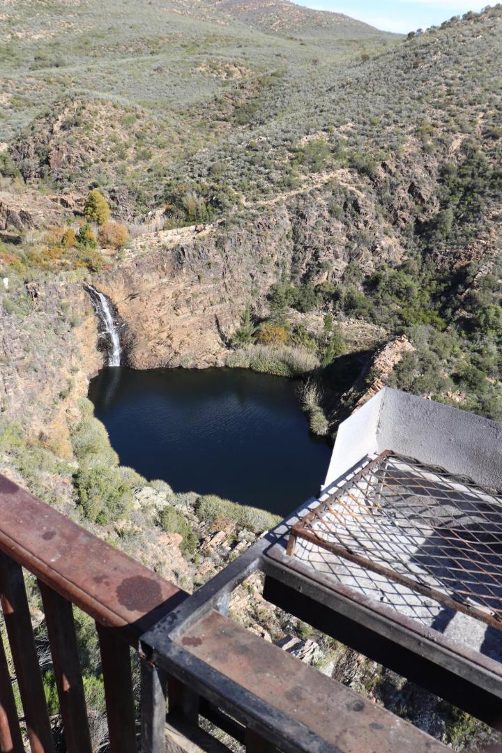 Eagle Falls Country Lodge