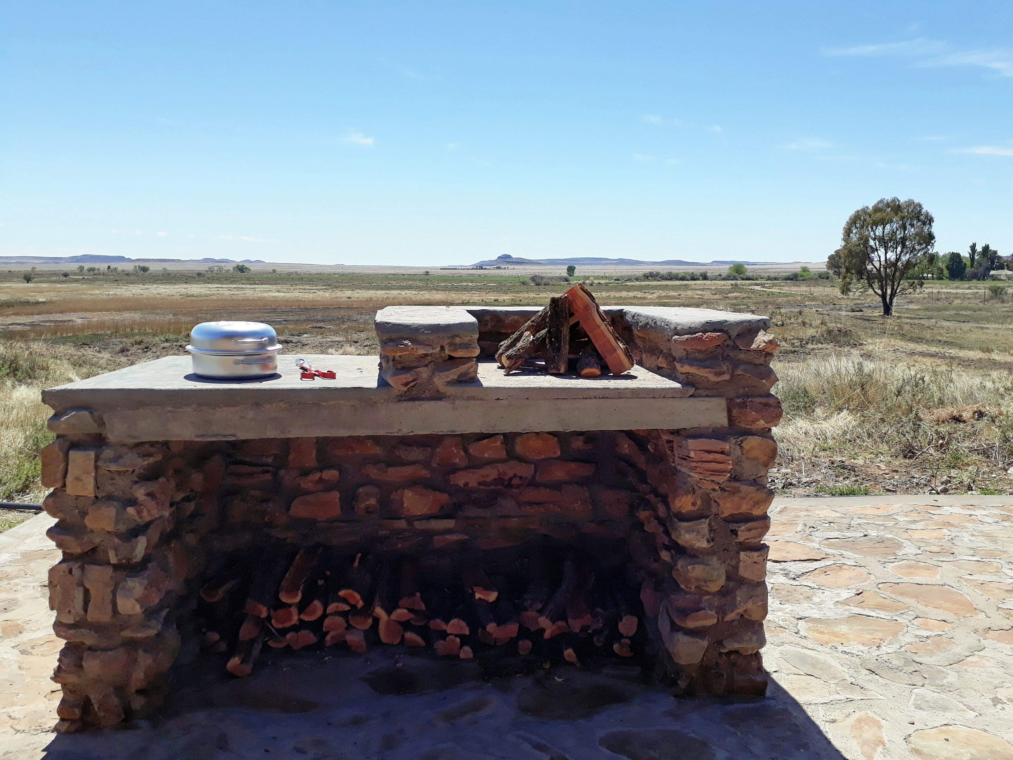 Gannabos Guest House