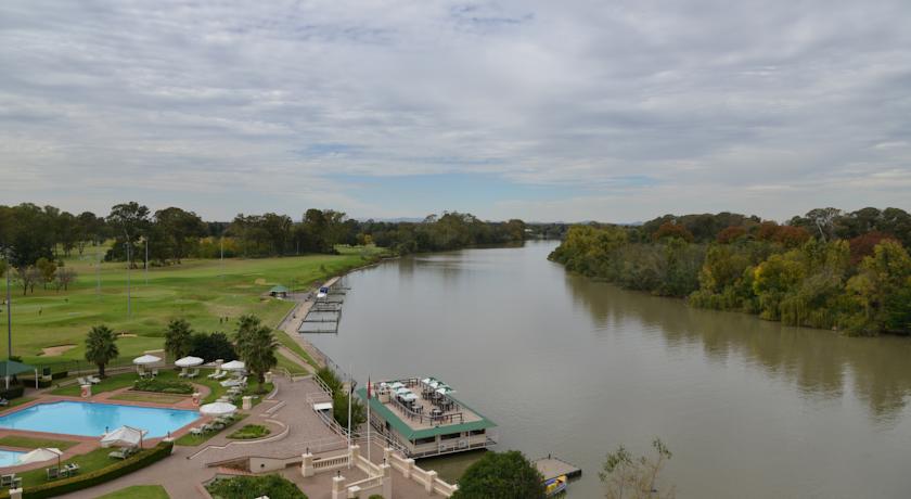 Riviera on Vaal Resort