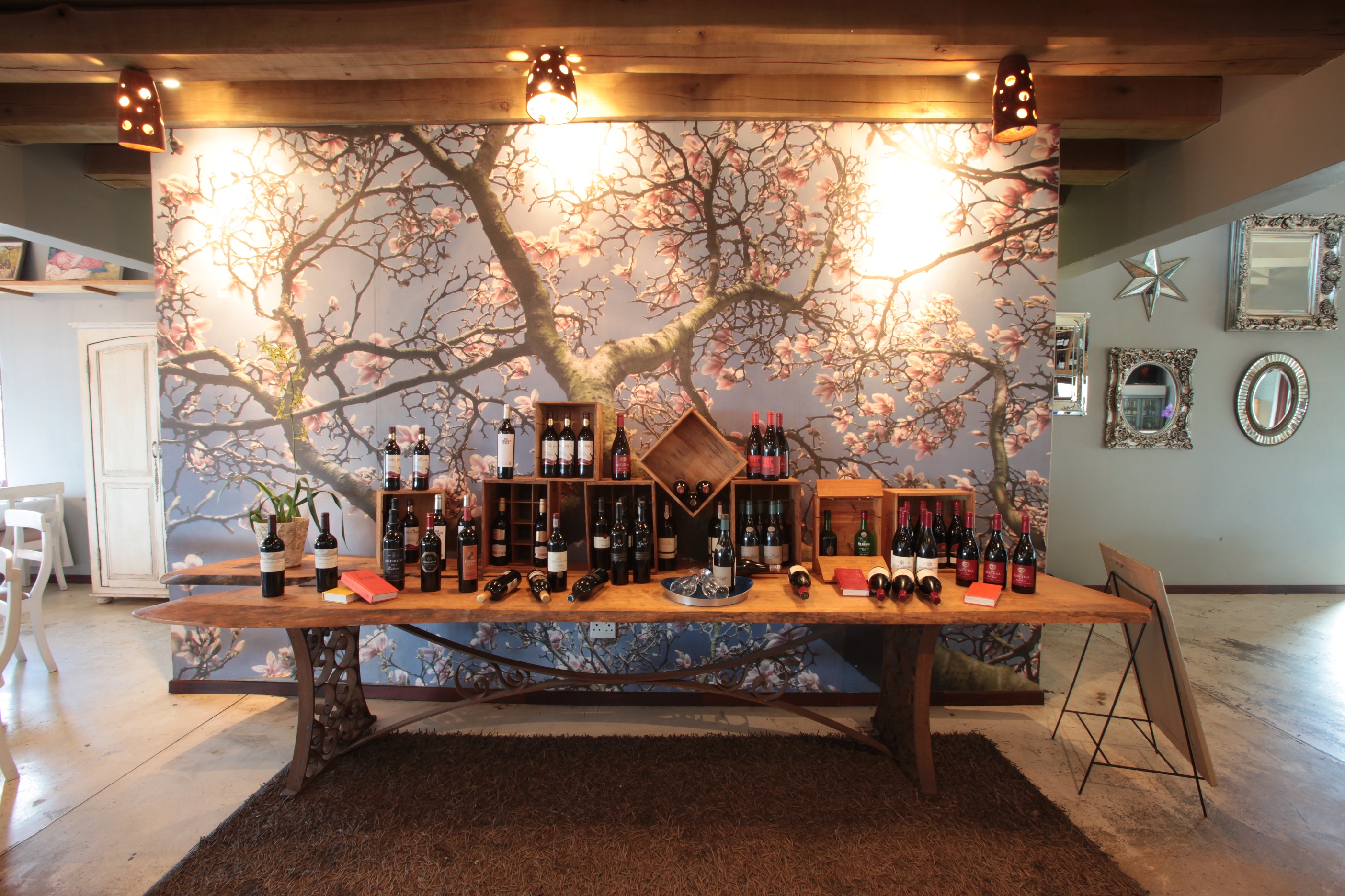 Casterbridge Hollow Boutique Hotel