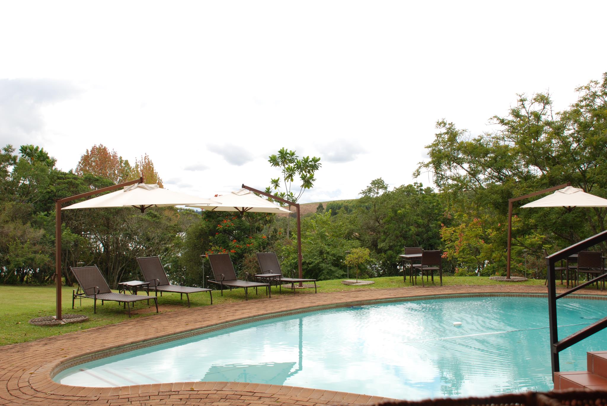 Hulala Lakeside Lodge