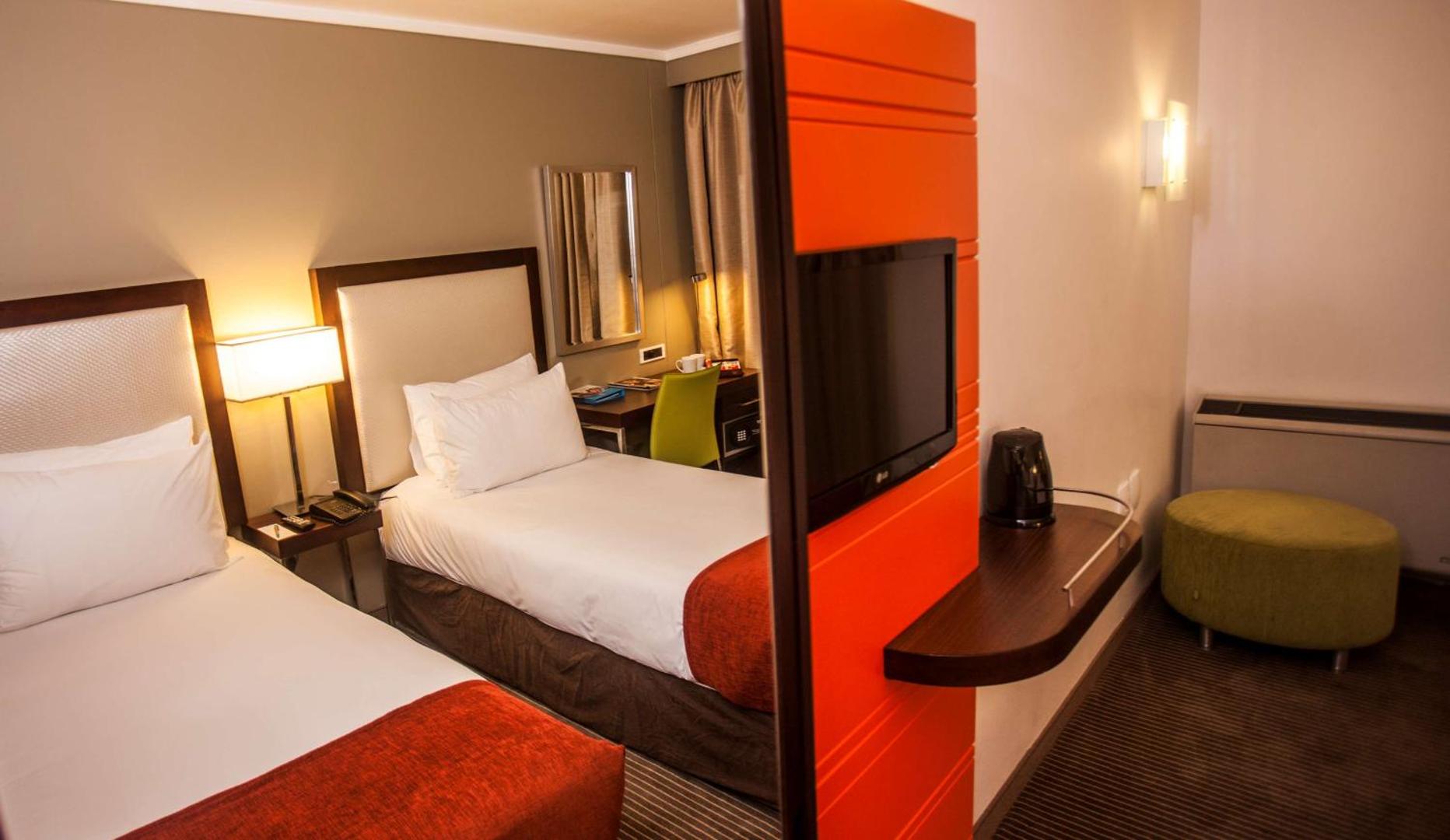 StayEasy Eastgate