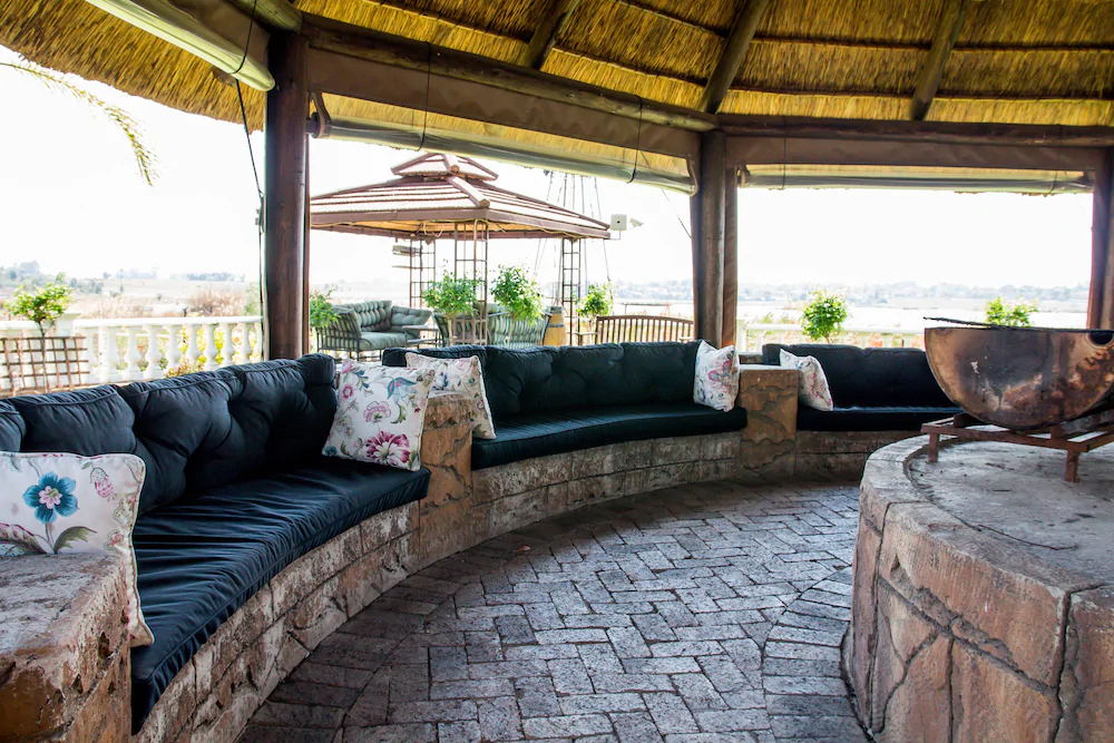 Flamingo's Nest Guest House & Conference Centre