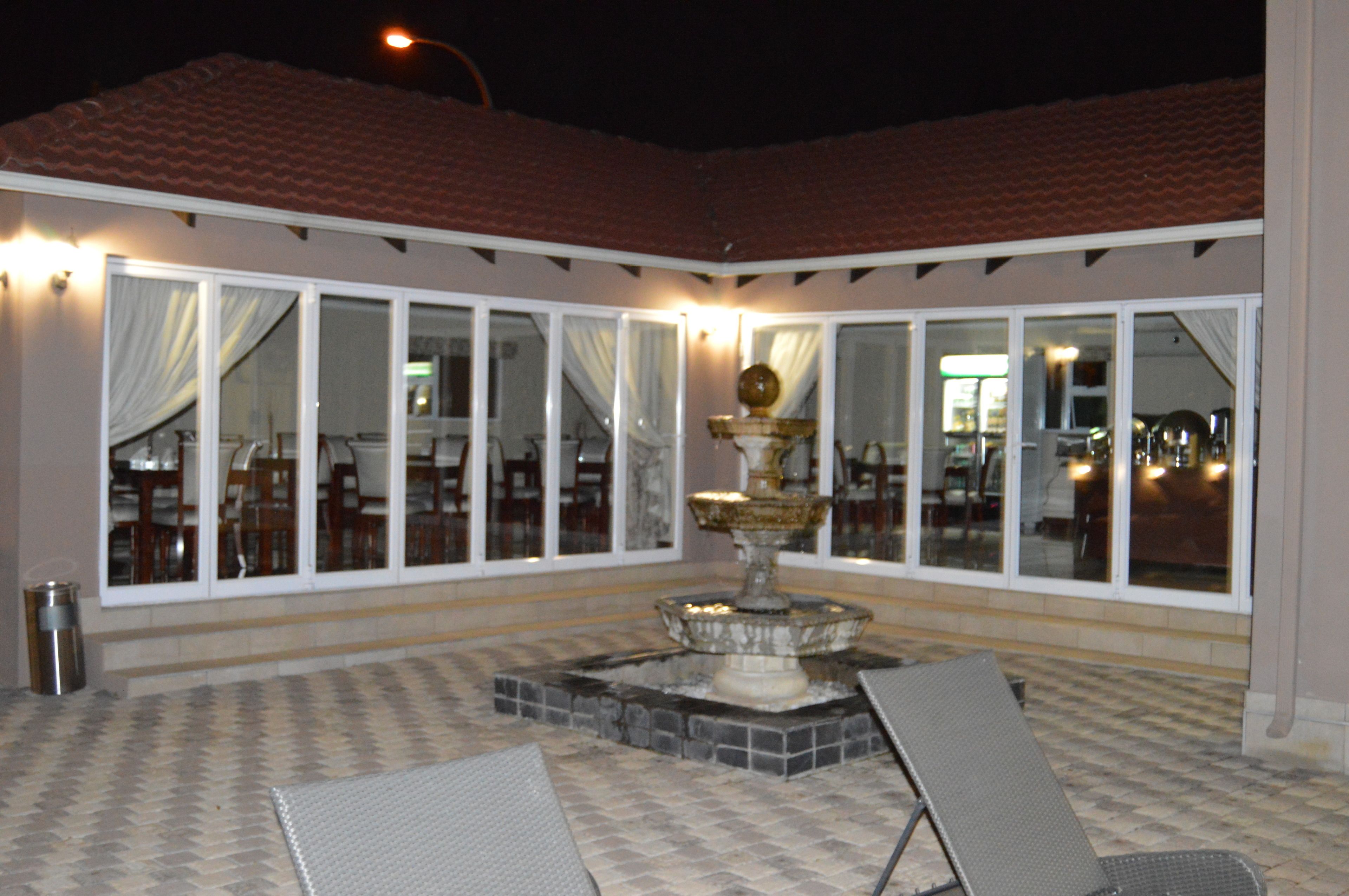 Lakeview Boutique Hotel & Conference Centre