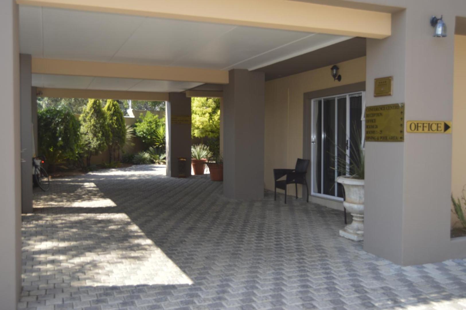 Lakeview Boutique Hotel & Conference Centre
