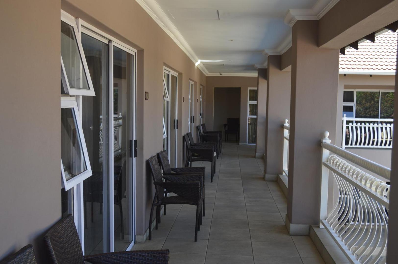Lakeview Boutique Hotel & Conference Centre