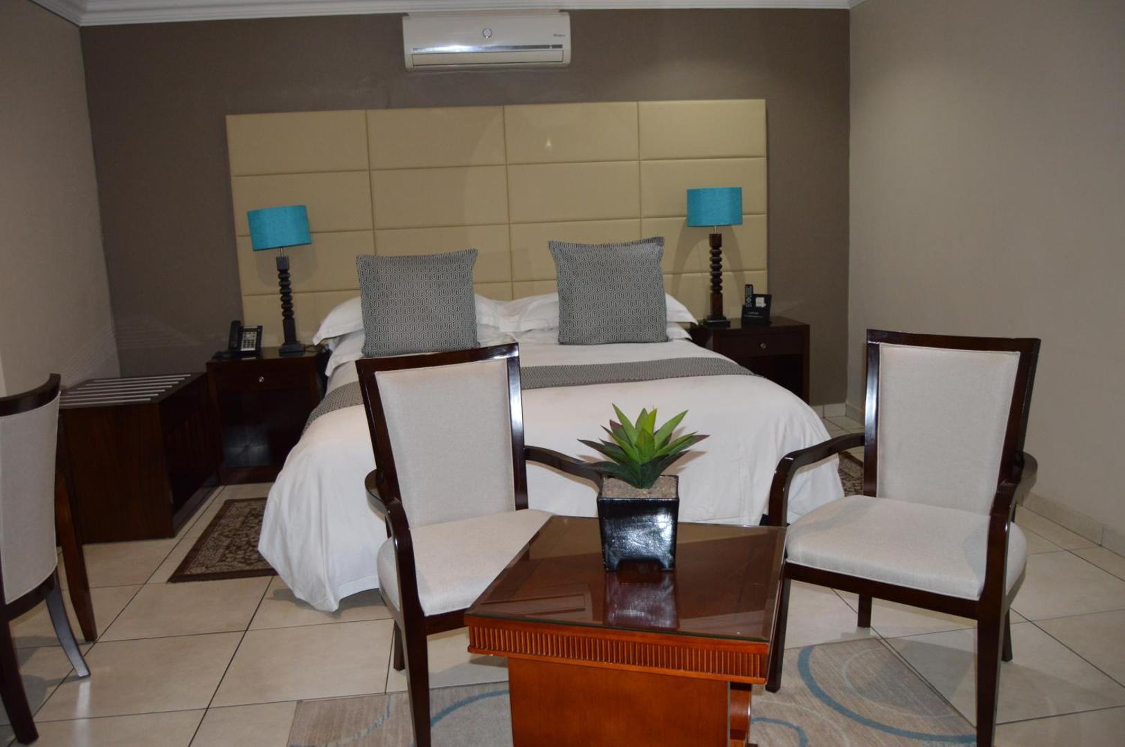 Lakeview Boutique Hotel & Conference Centre