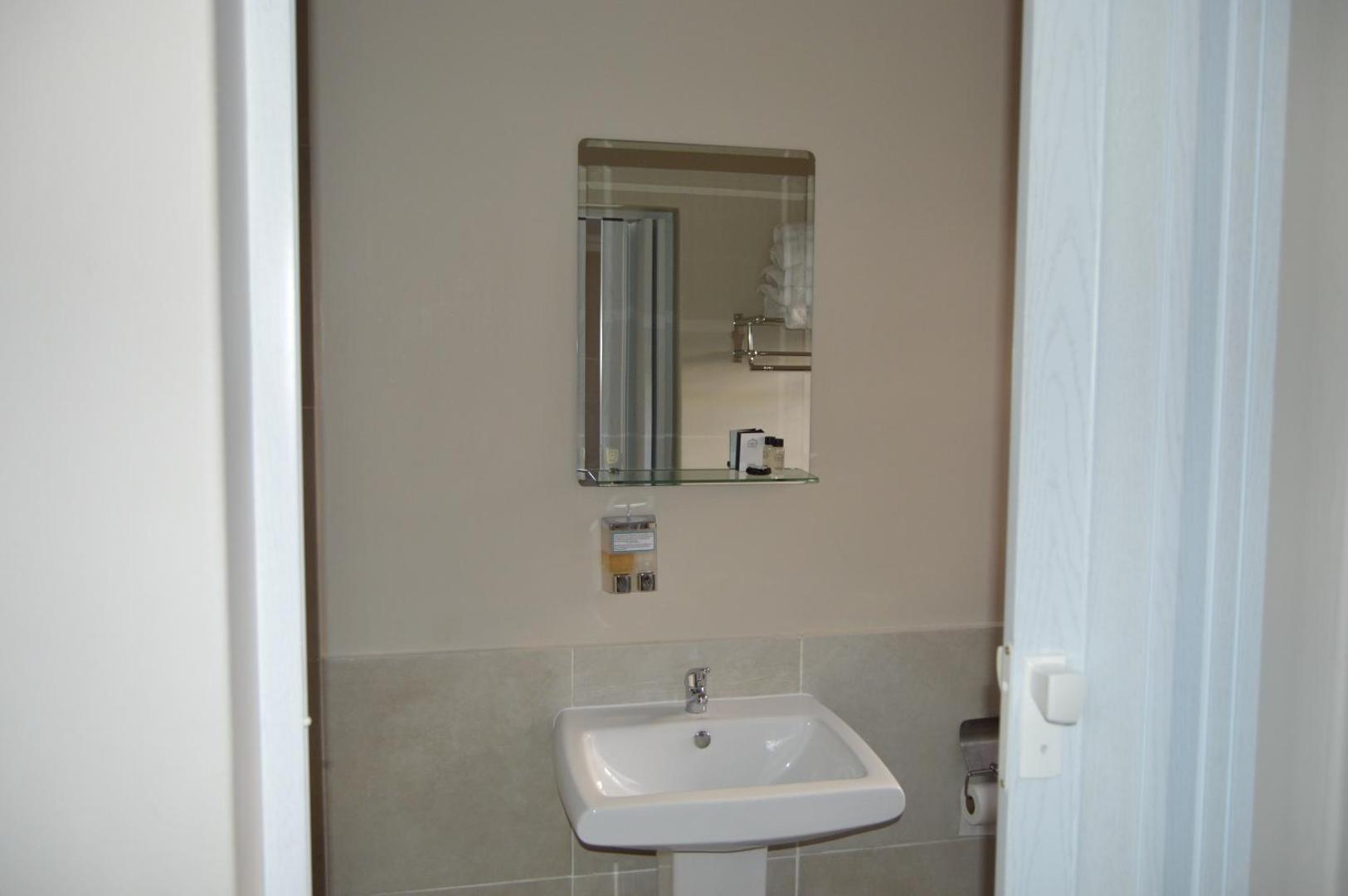 Lakeview Boutique Hotel & Conference Centre