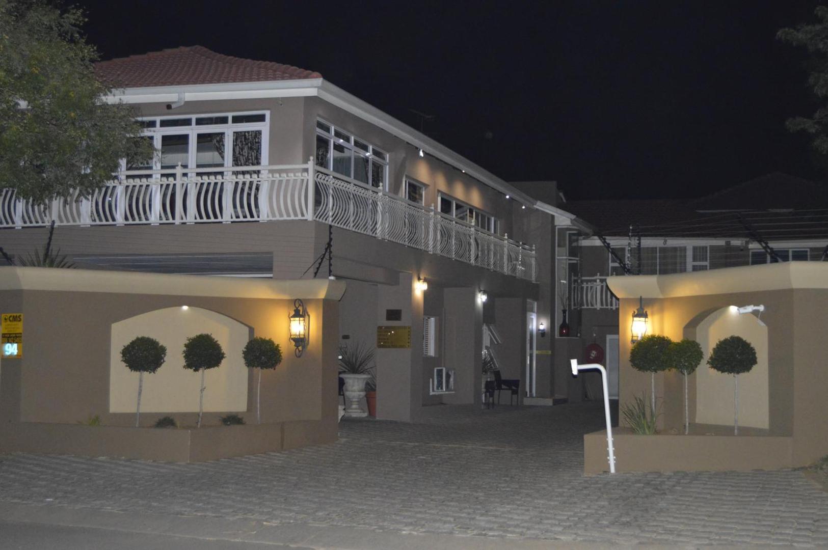 Lakeview Boutique Hotel & Conference Centre