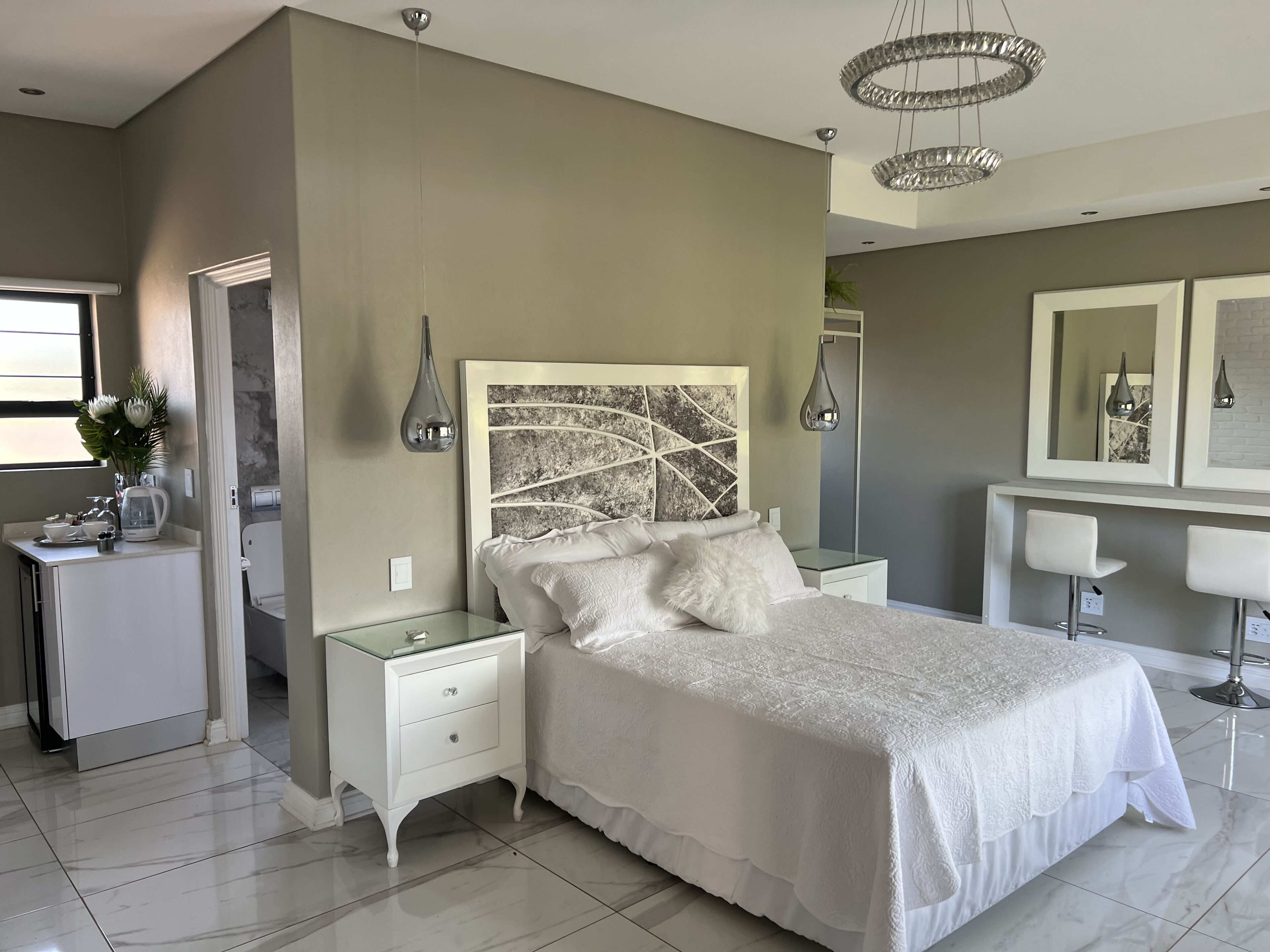 Swan Lake Suites