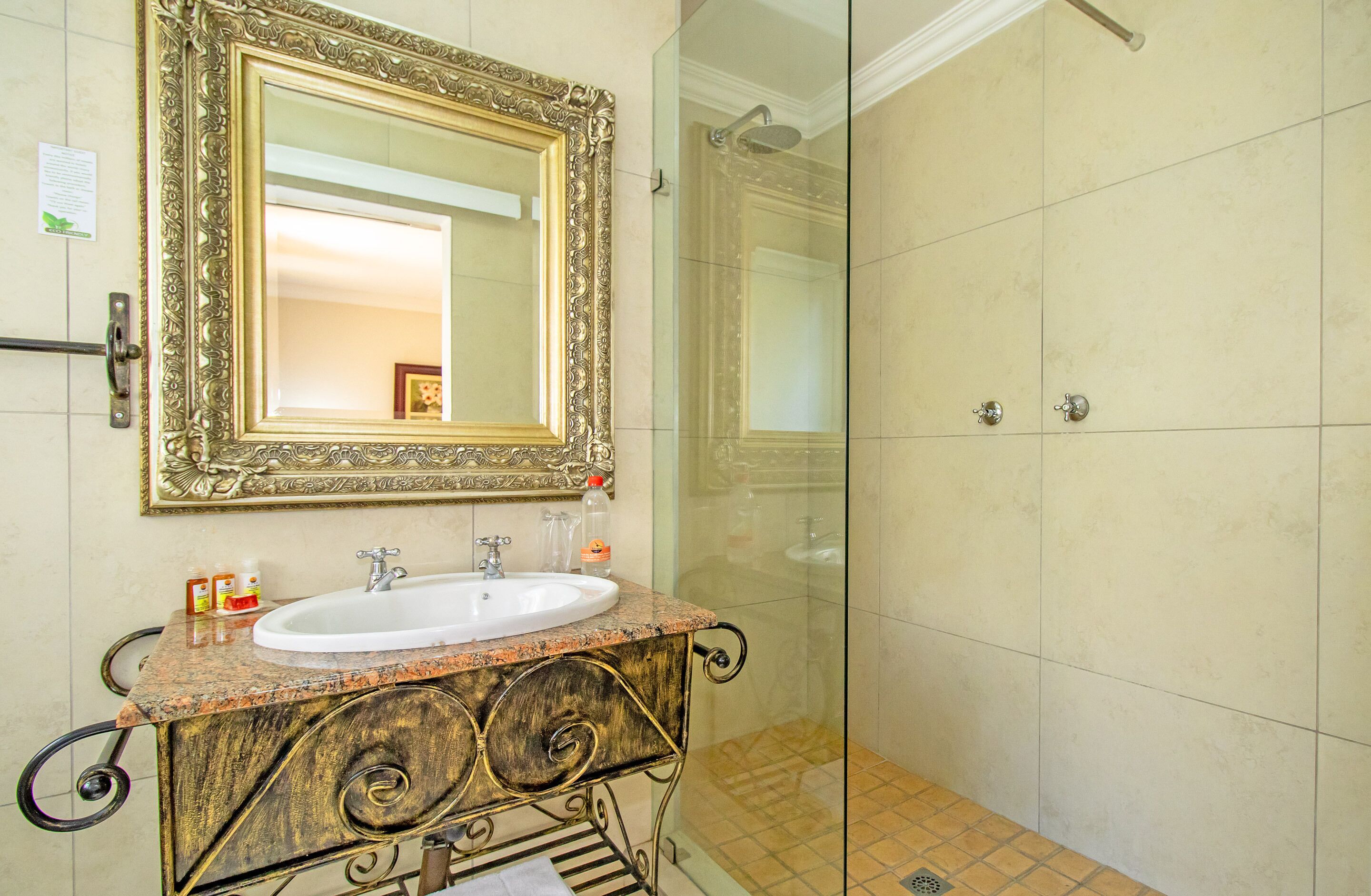 Afrique Boutique Hotel OR Tambo