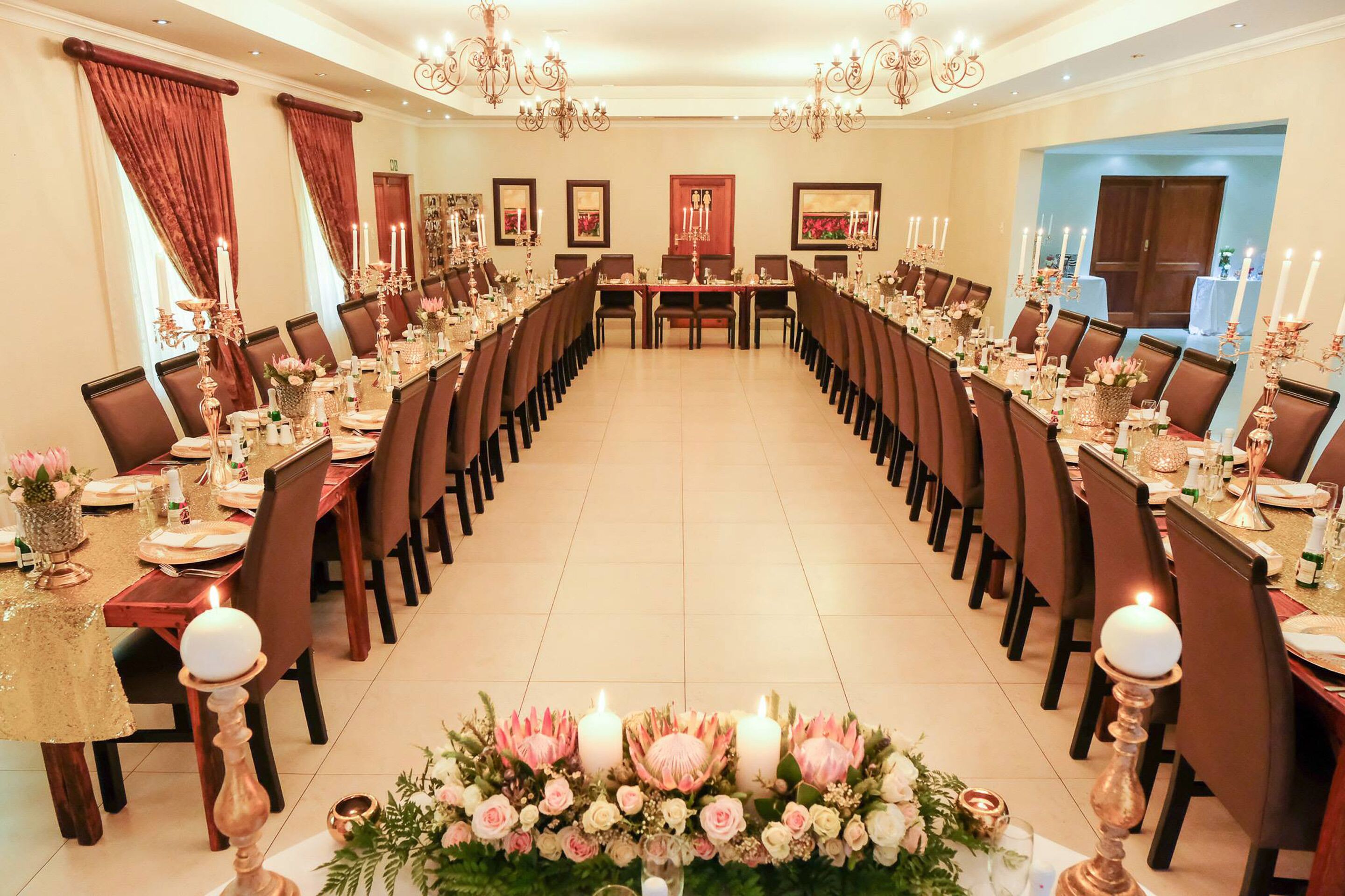 Afrique Boutique Hotel OR Tambo