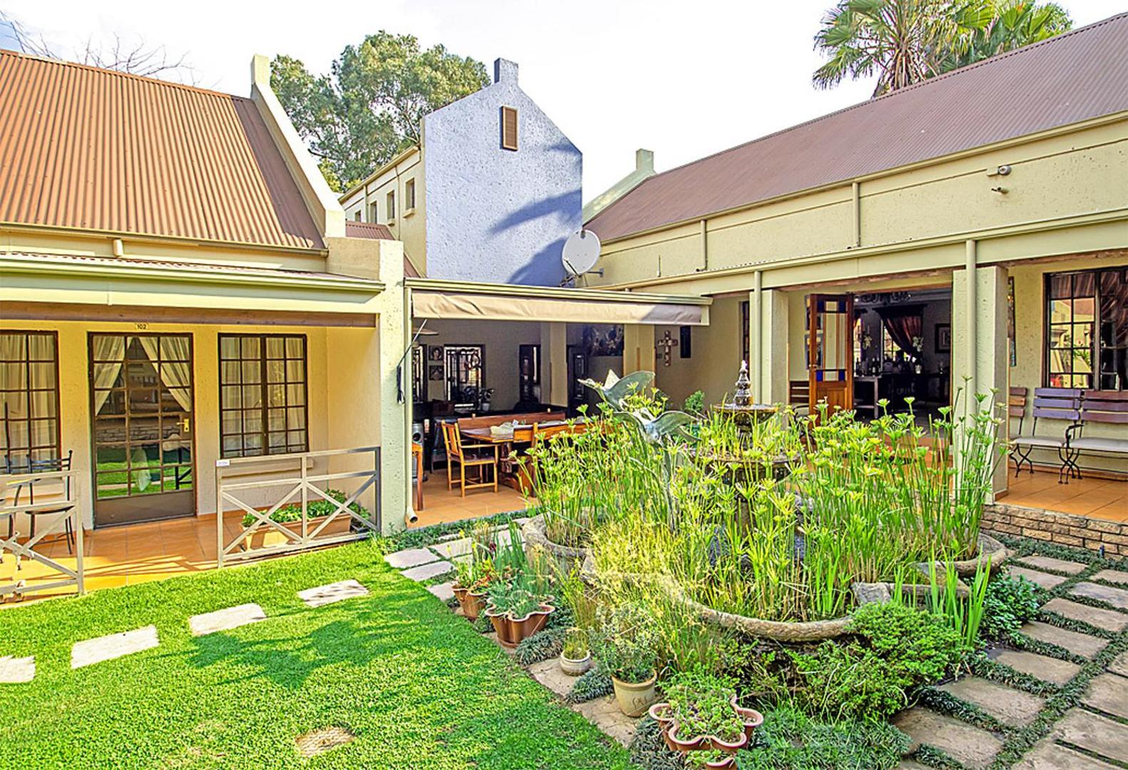 Afrique Boutique Hotel OR Tambo