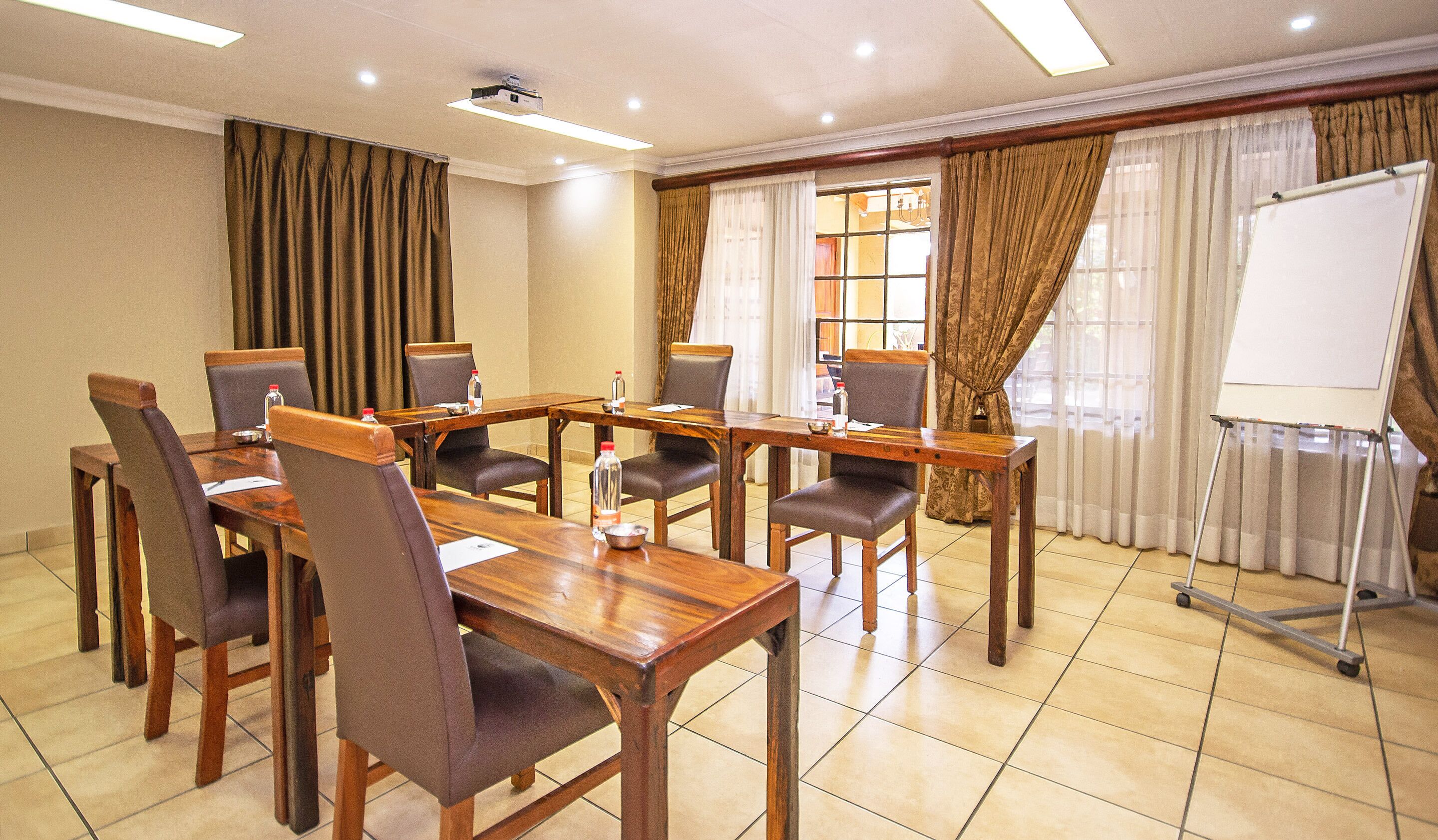 Afrique Boutique Hotel OR Tambo