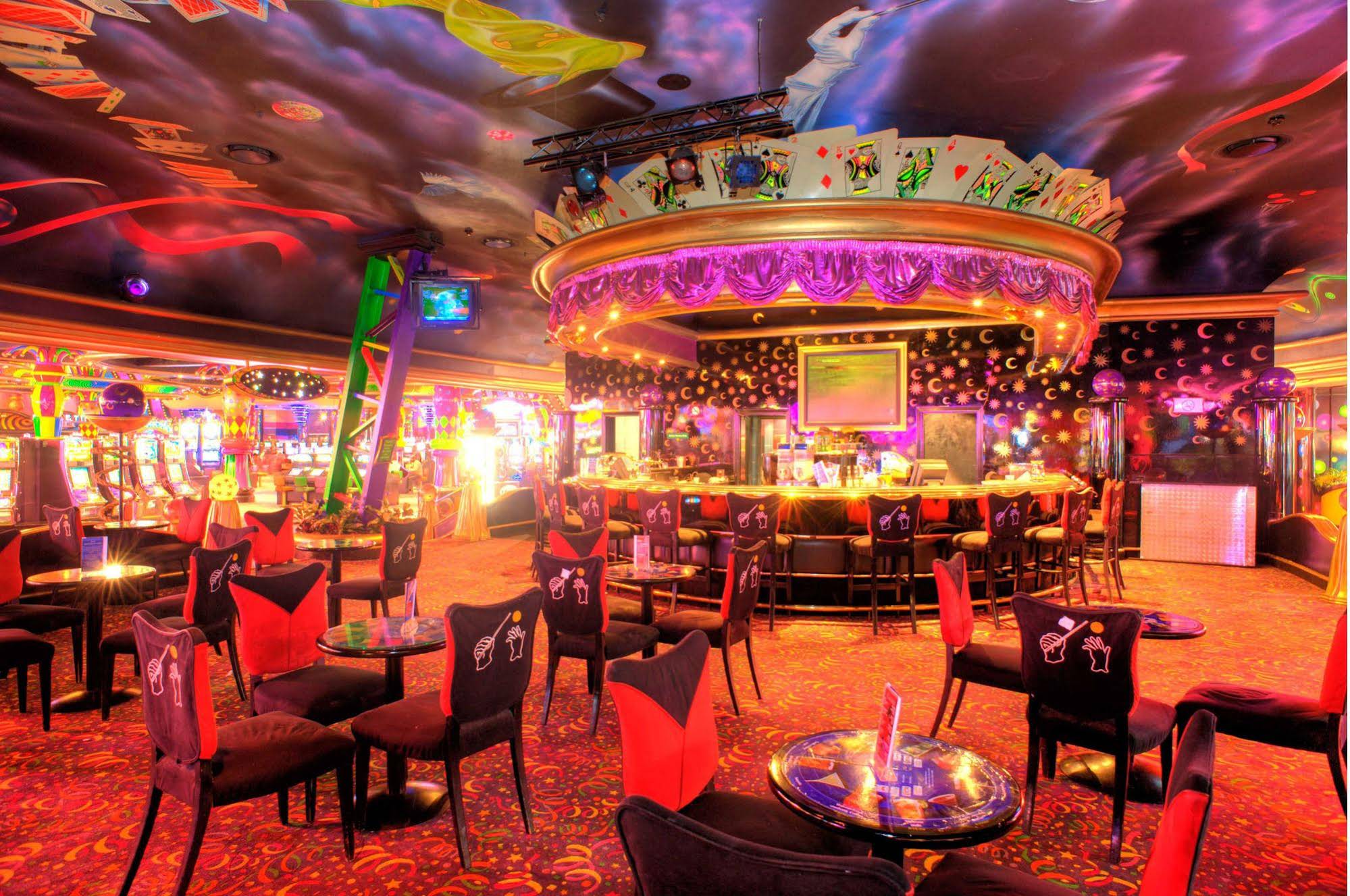 Carnival Club Hotel