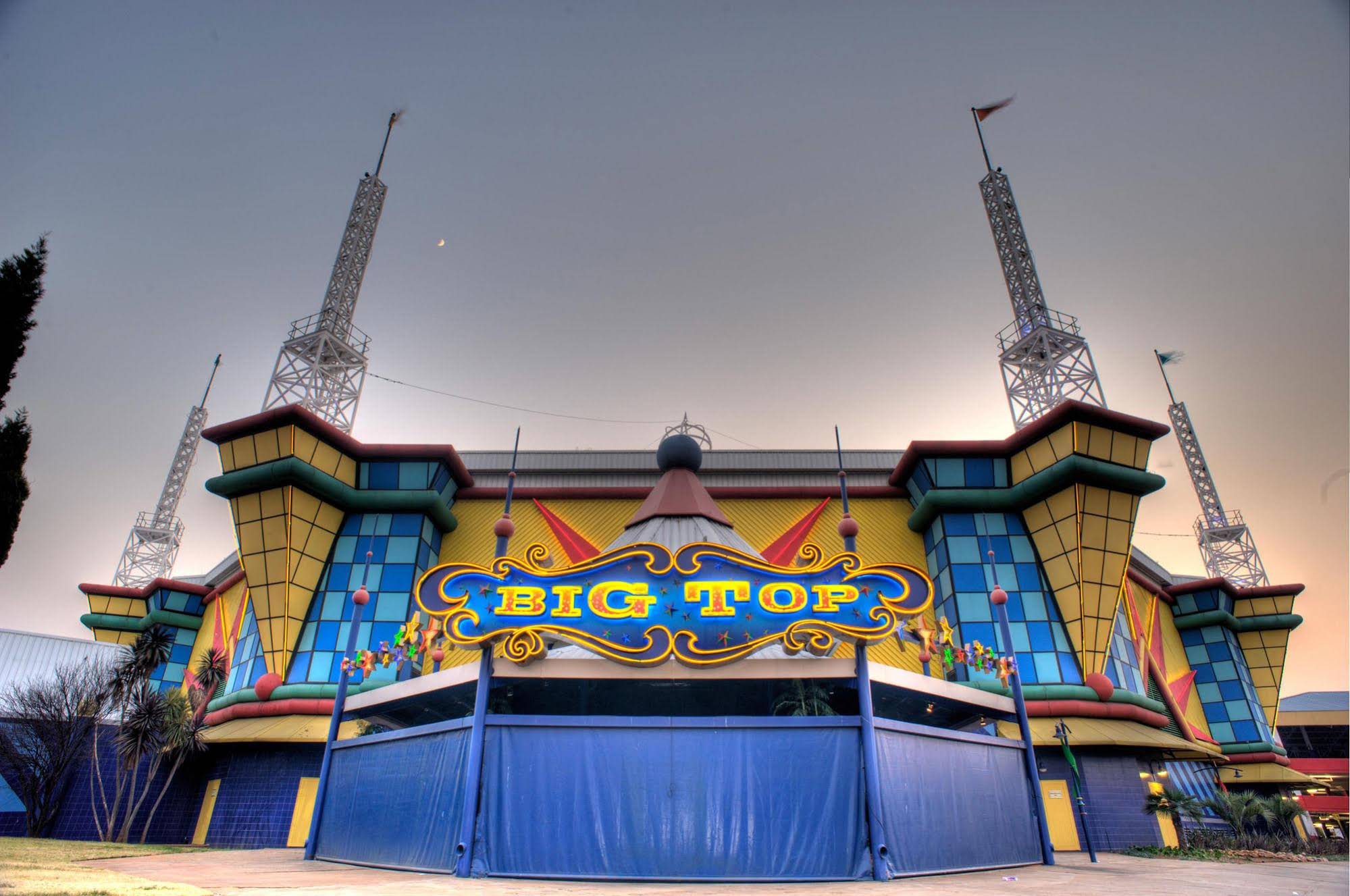 Carnival Club Hotel
