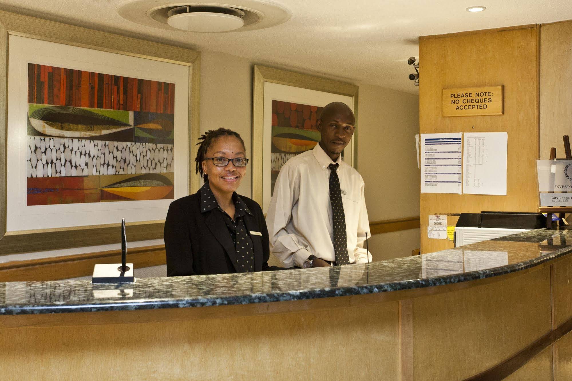 Road Lodge Carnival City