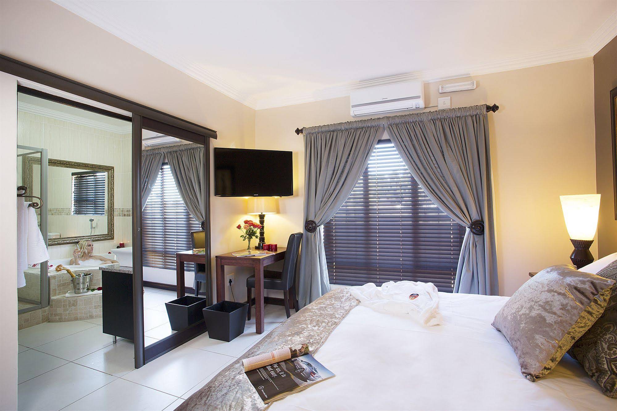 Eco Park Lodge