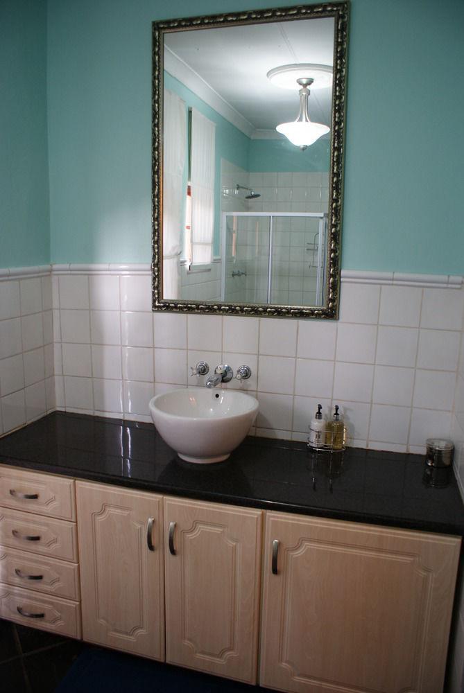 Hampton House - Guest House