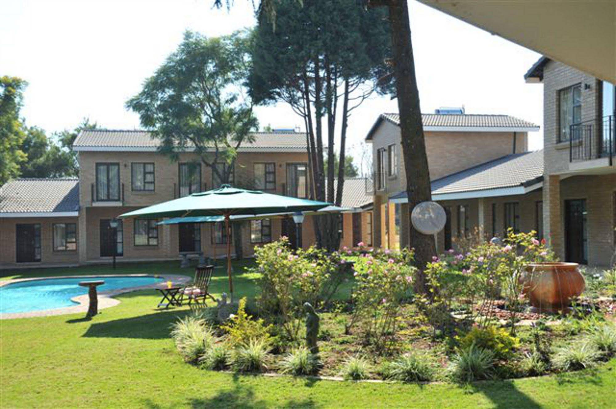 Chartwell Lodge