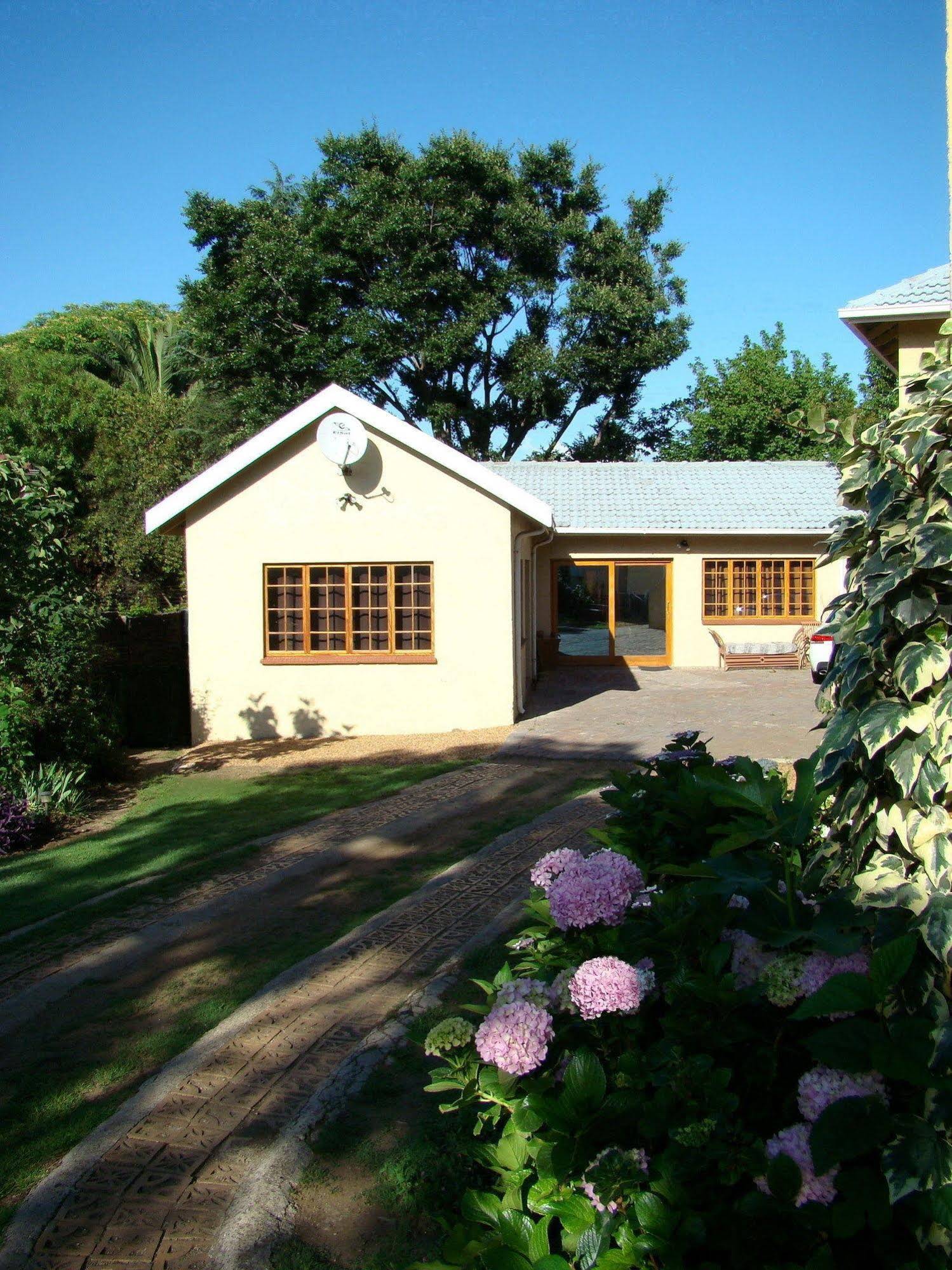 Eagle Crest Executive Lodge