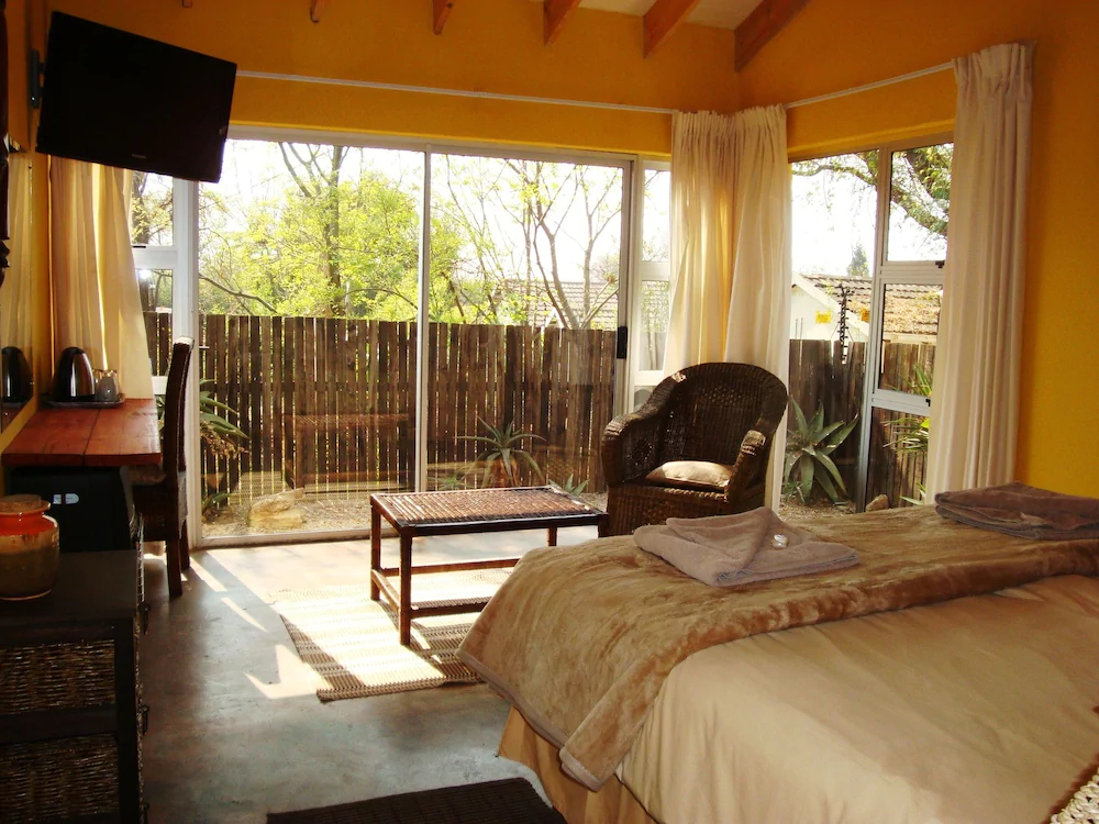 Flintstones Guest House Fourways