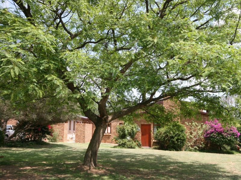 Fourways Gardens Guest Estate
