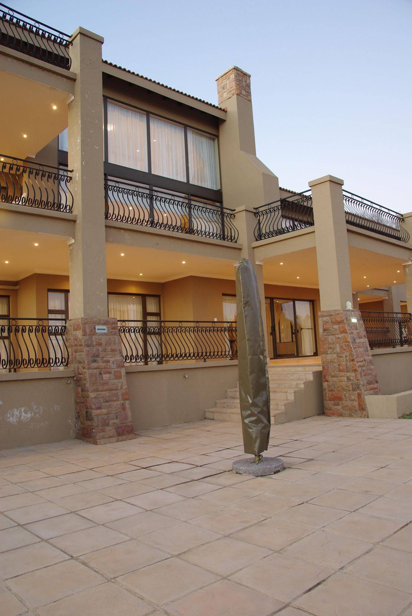 Chateau la Mer Exclusive Guesthouse