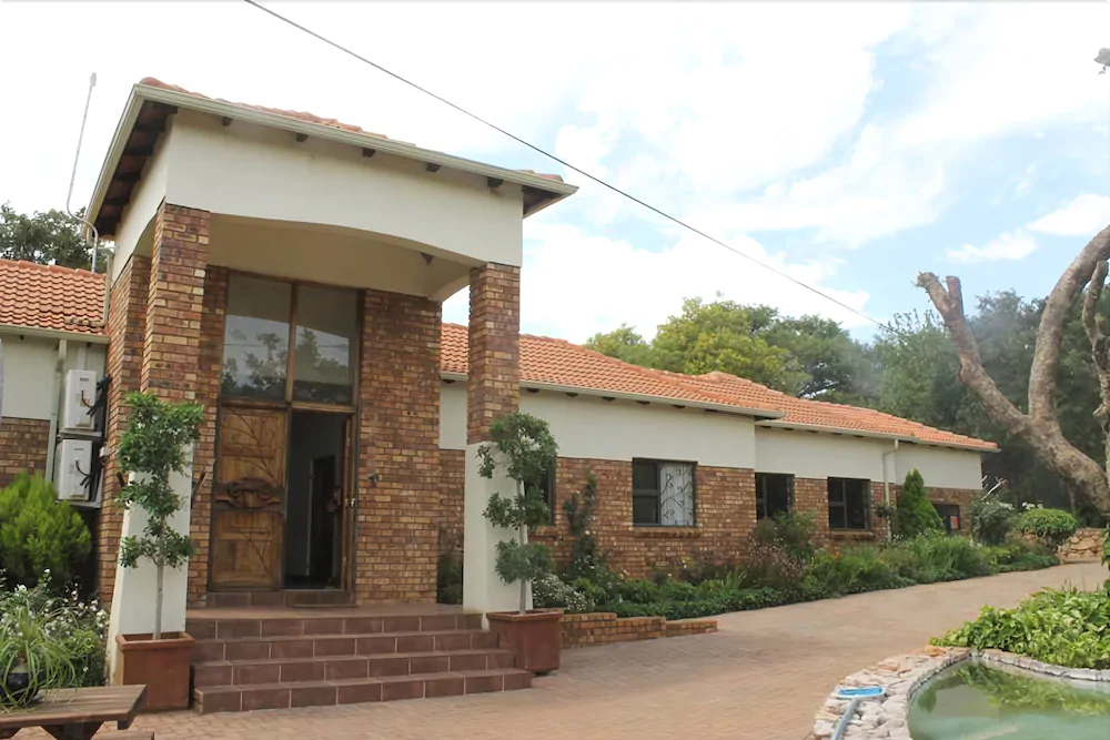 Le Bougainville Guest House