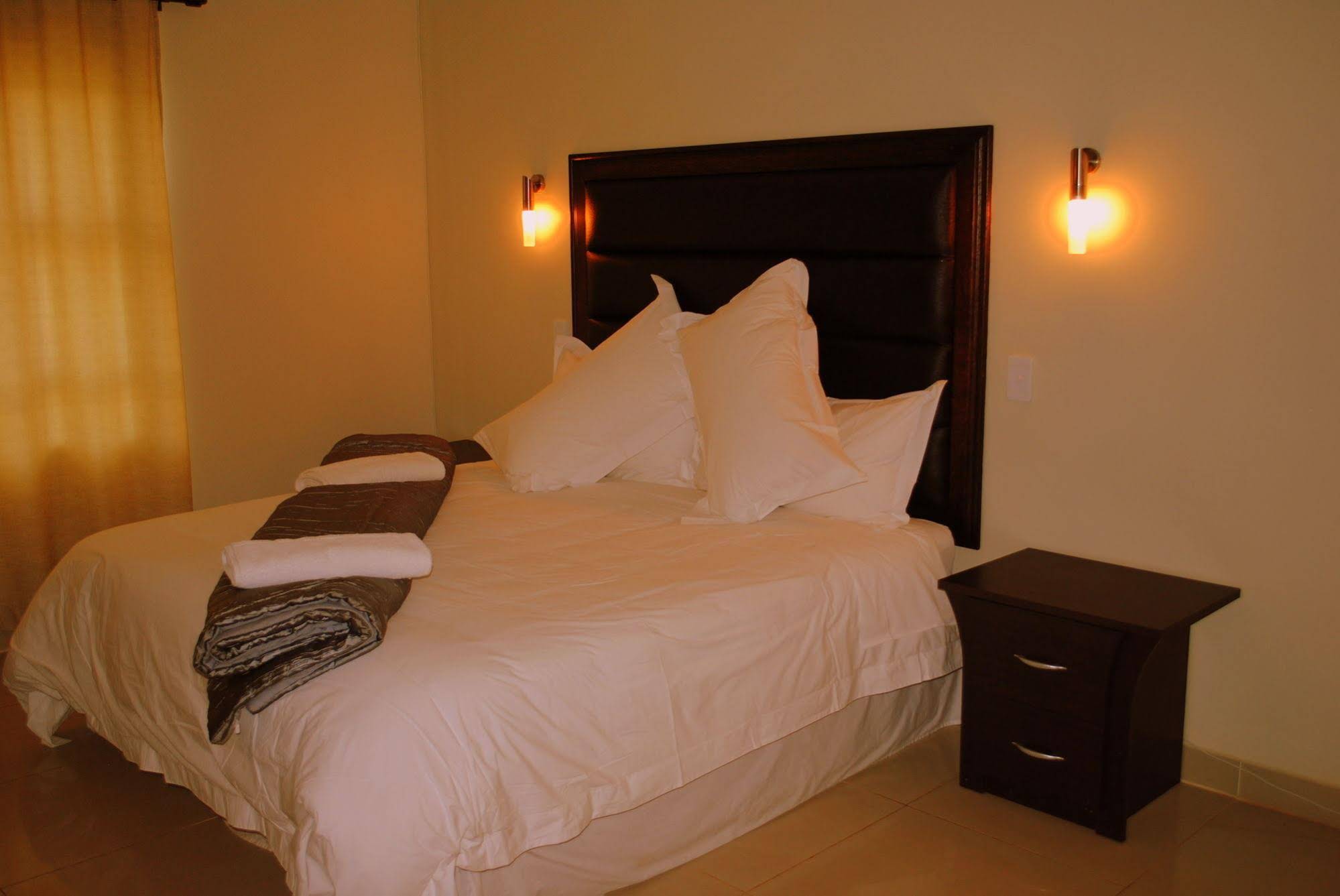 Palm Valley Inn