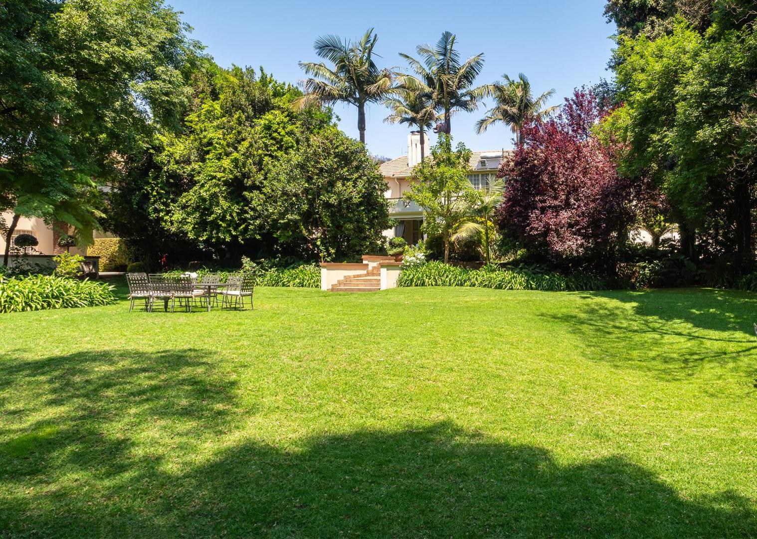 10 2nd Avenue Houghton Estate