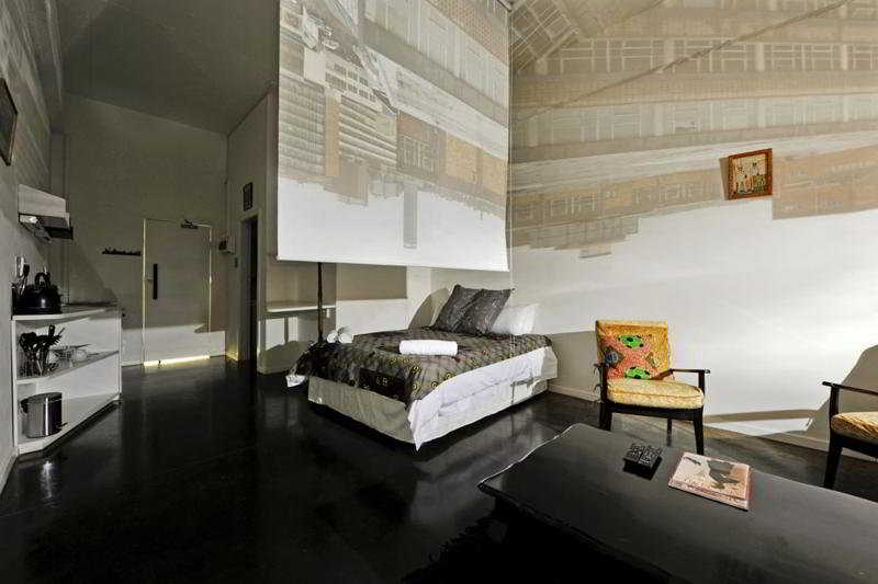 12 Decades Hotel