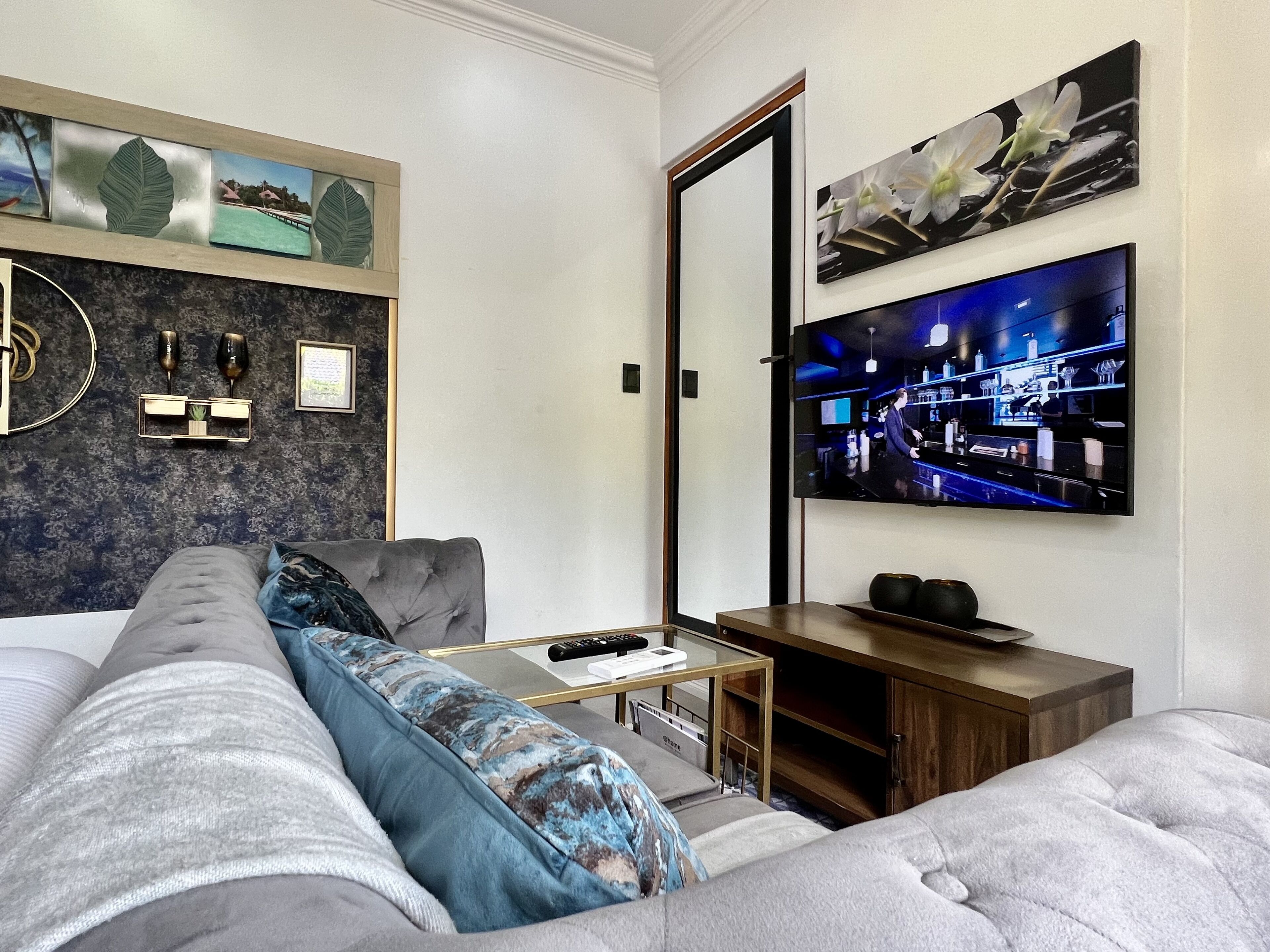 24 On Basil Boutique Aparthotel