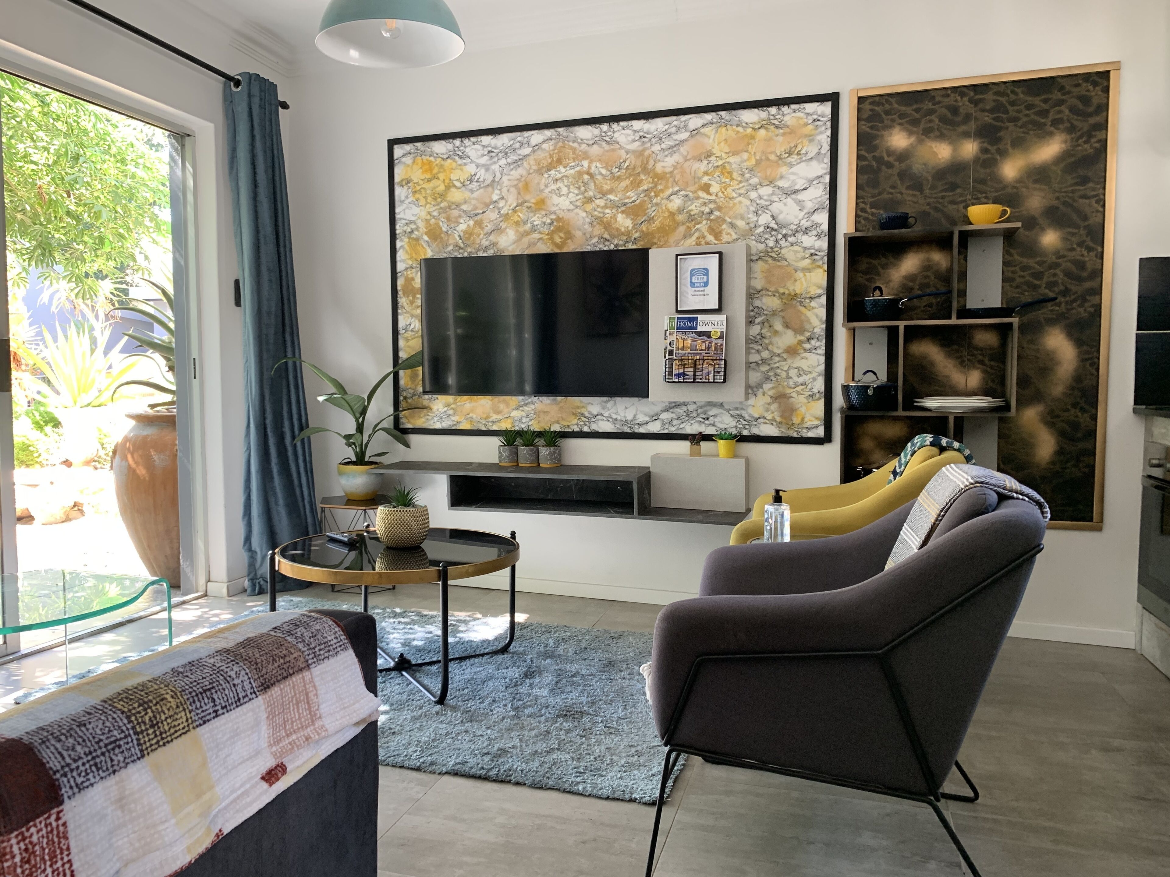 24 On Basil Boutique Aparthotel