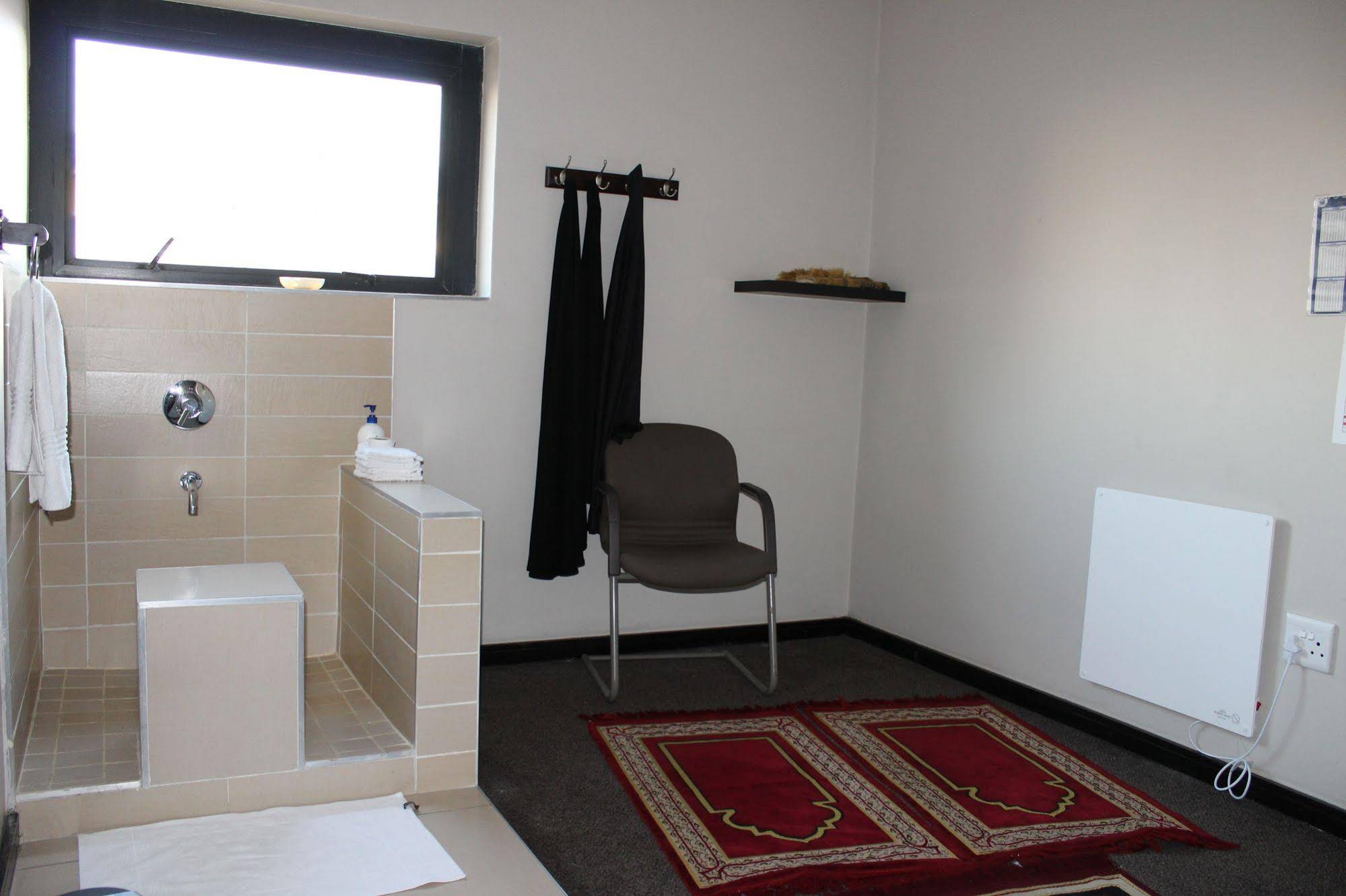 Alcazaba Lodges