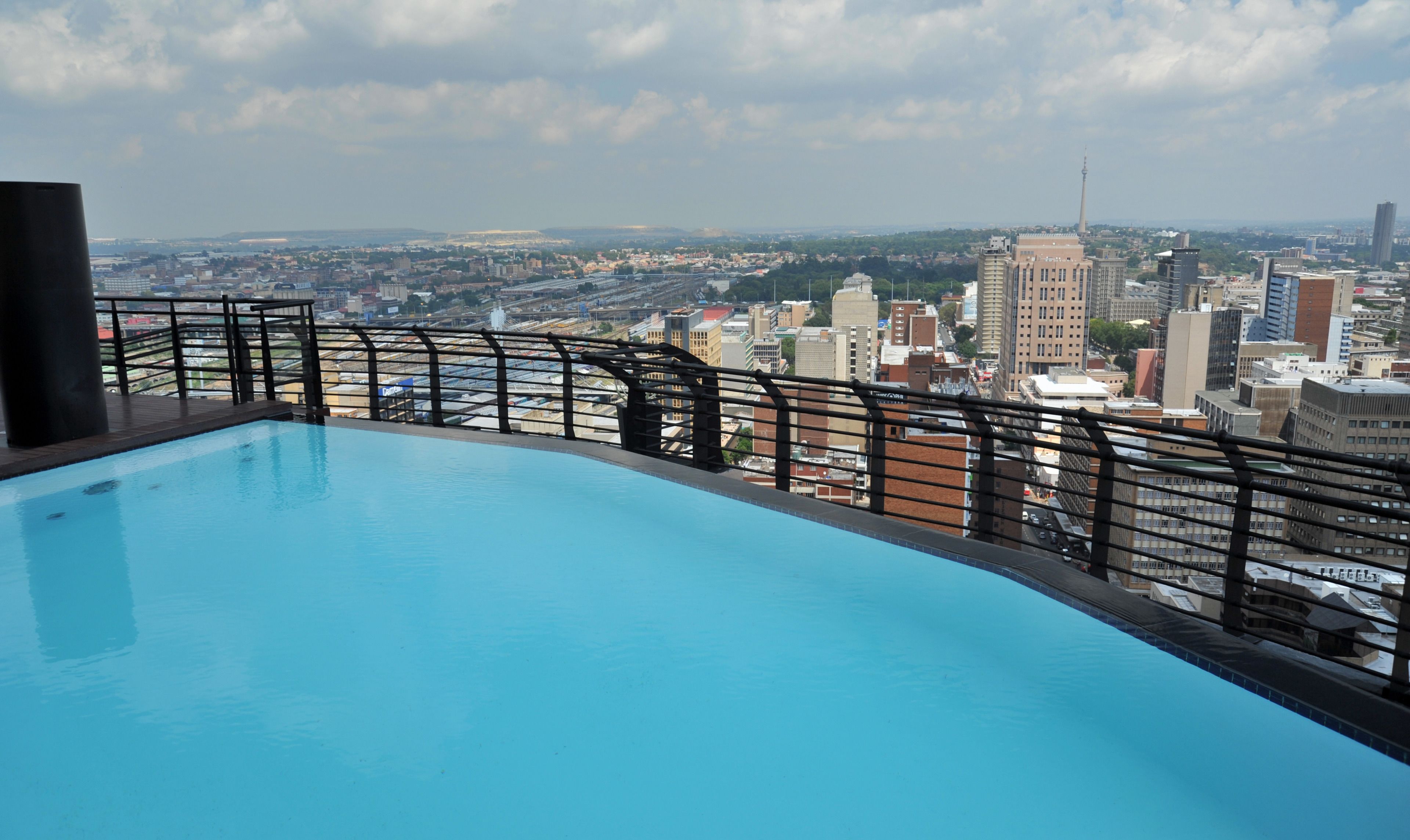 The Parktonian All Suite Hotel