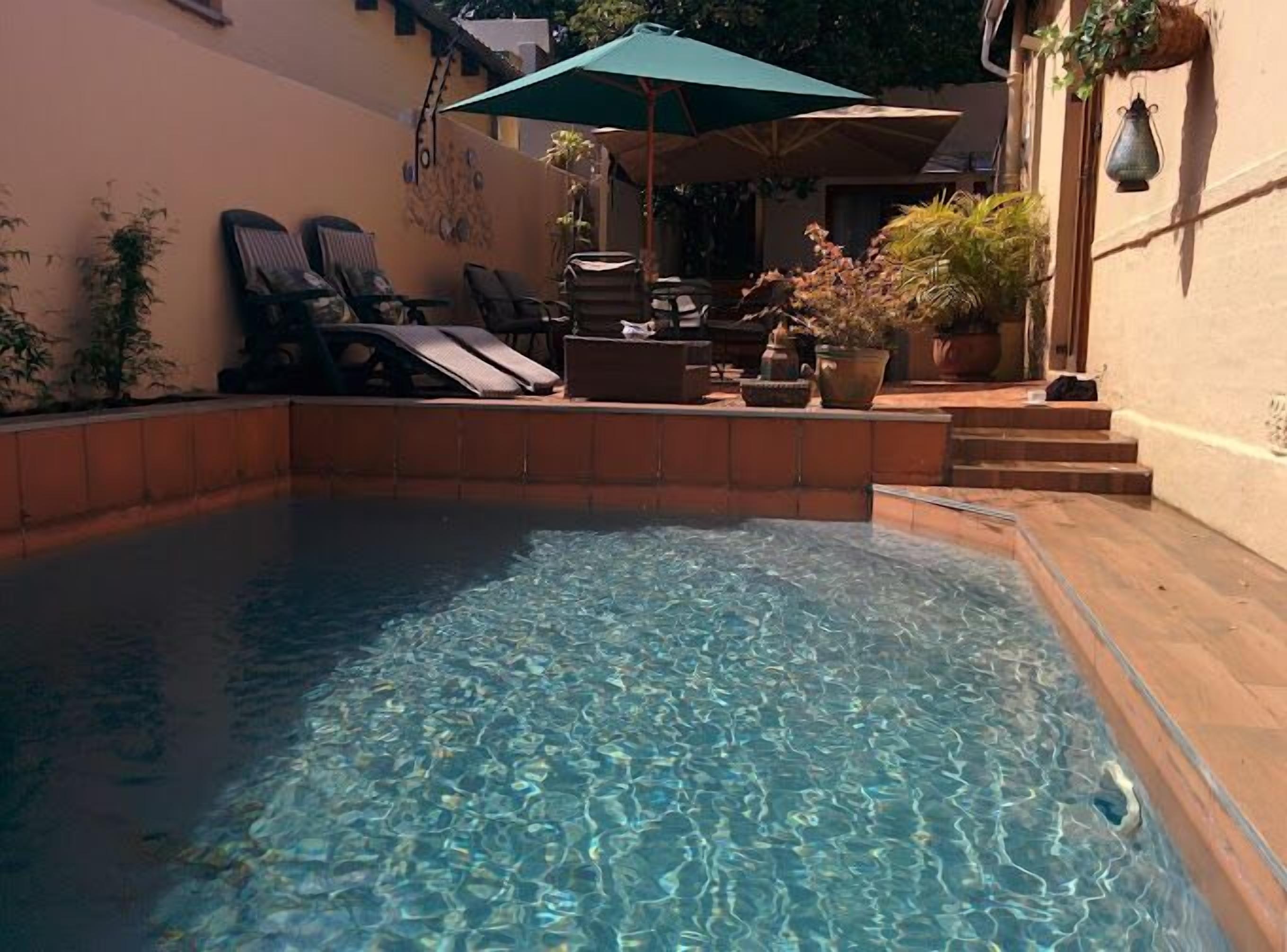 Bougain Villas