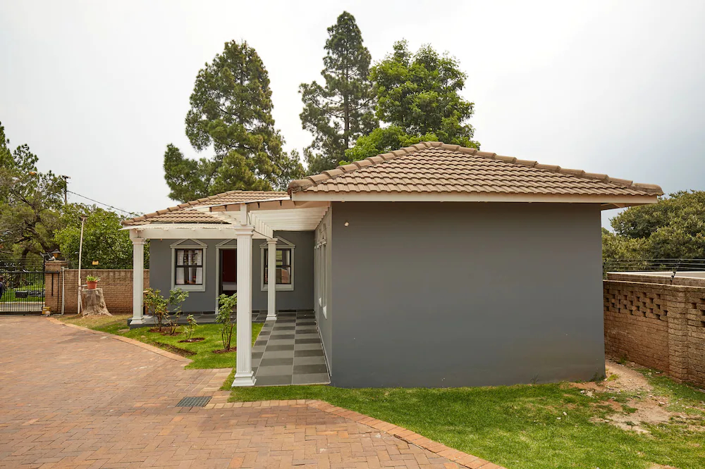 Daze House