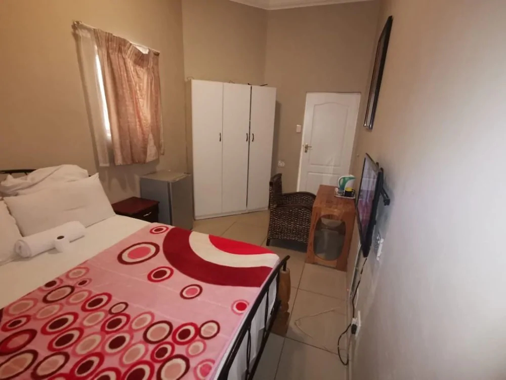 De Lambert Guesthouse