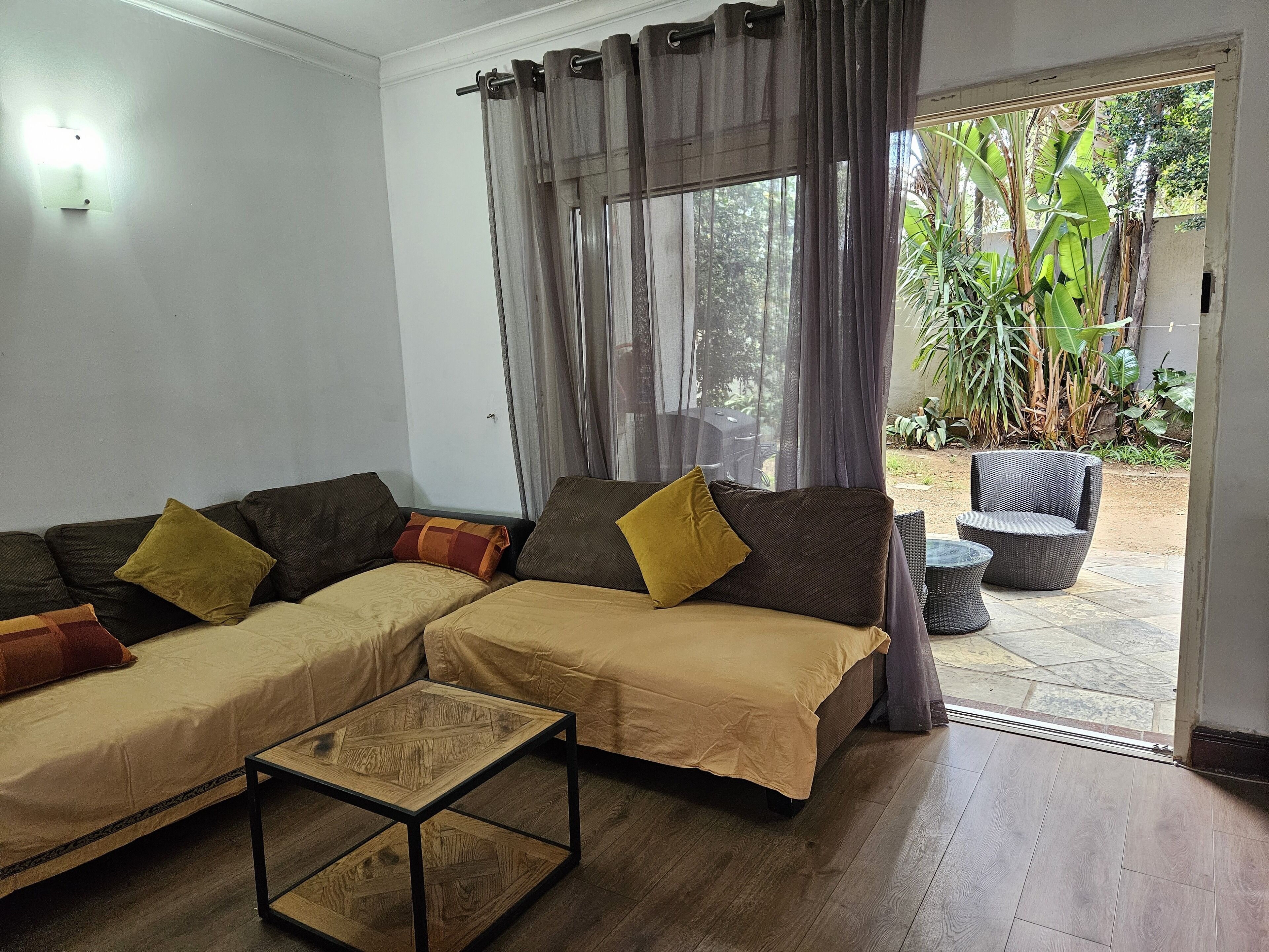 Four Seasons Lehae Guest House