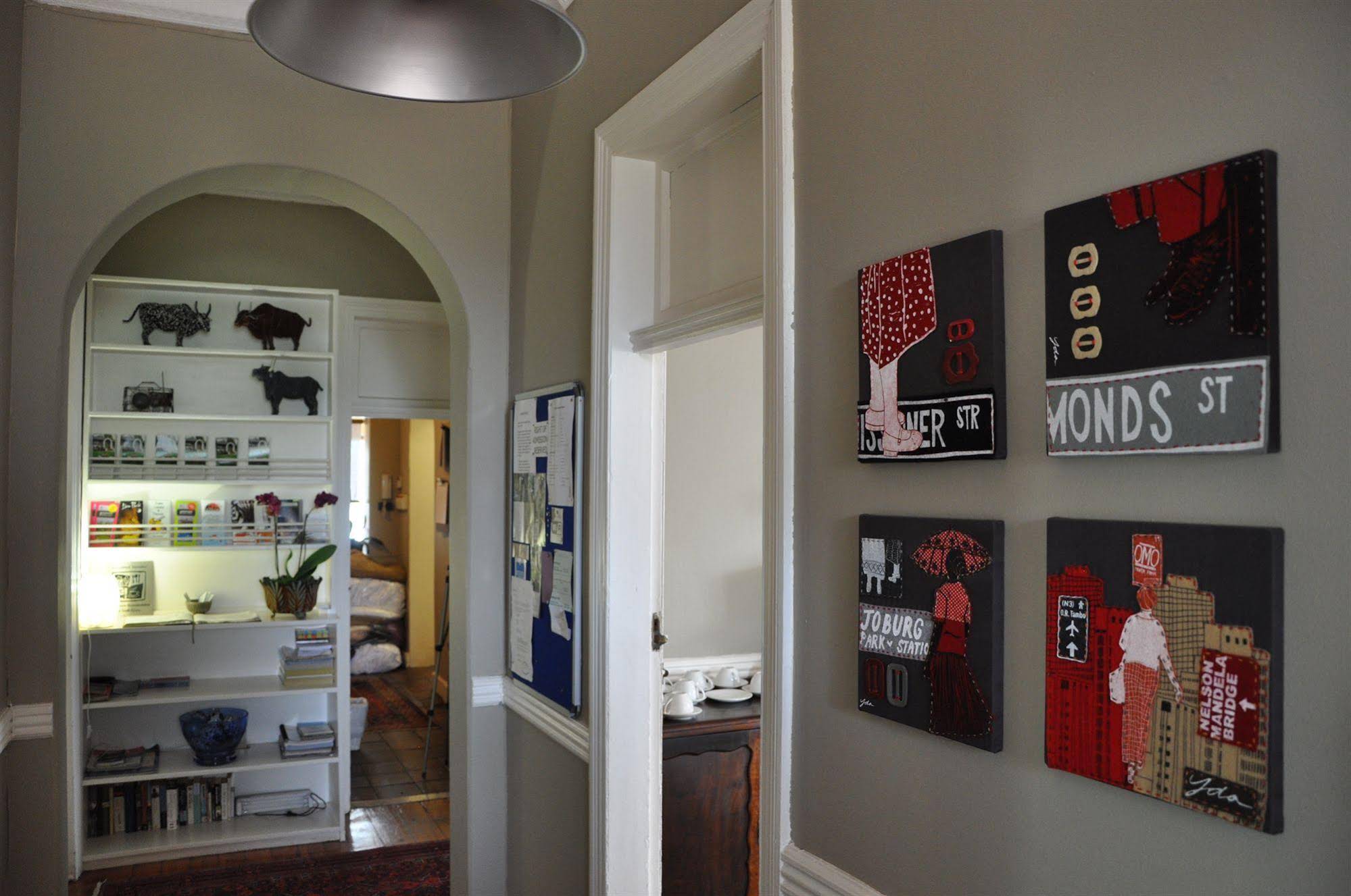 Ginnegaap Guesthouse