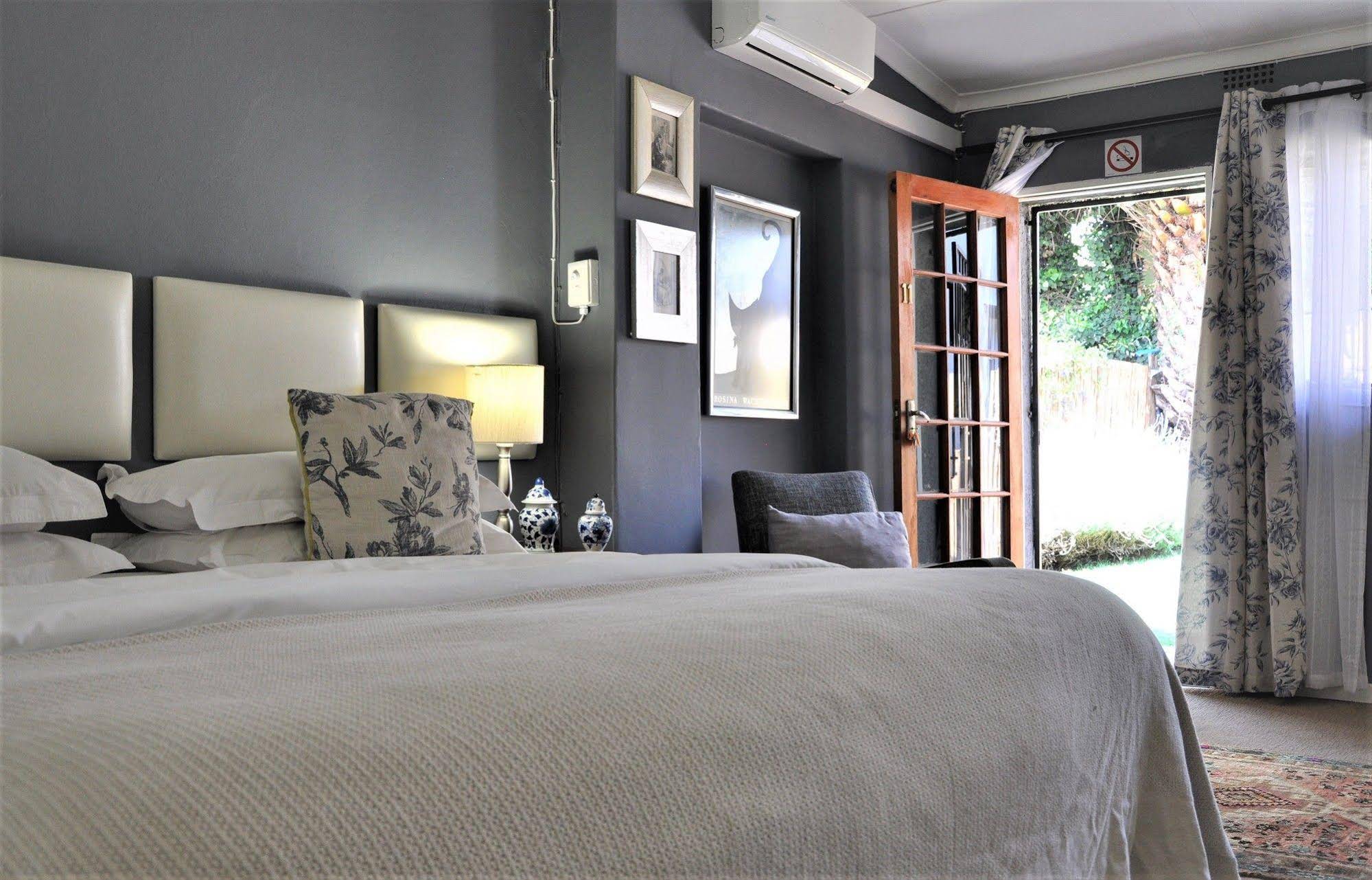 Ginnegaap Guesthouse