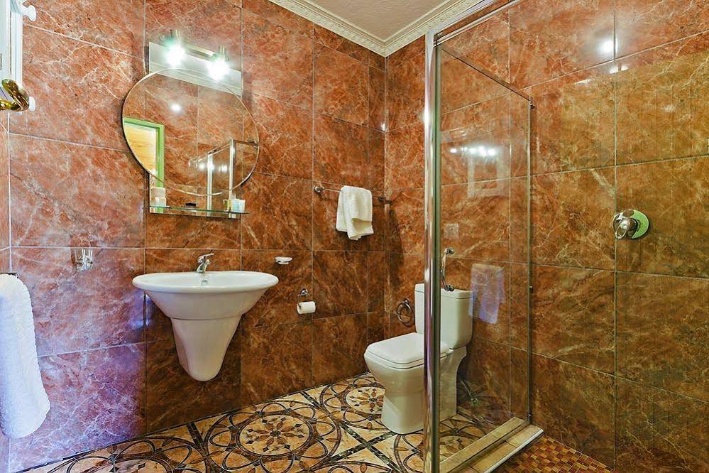 Golden Gate Guest House