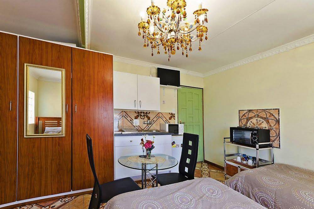 Golden Gate Guest House